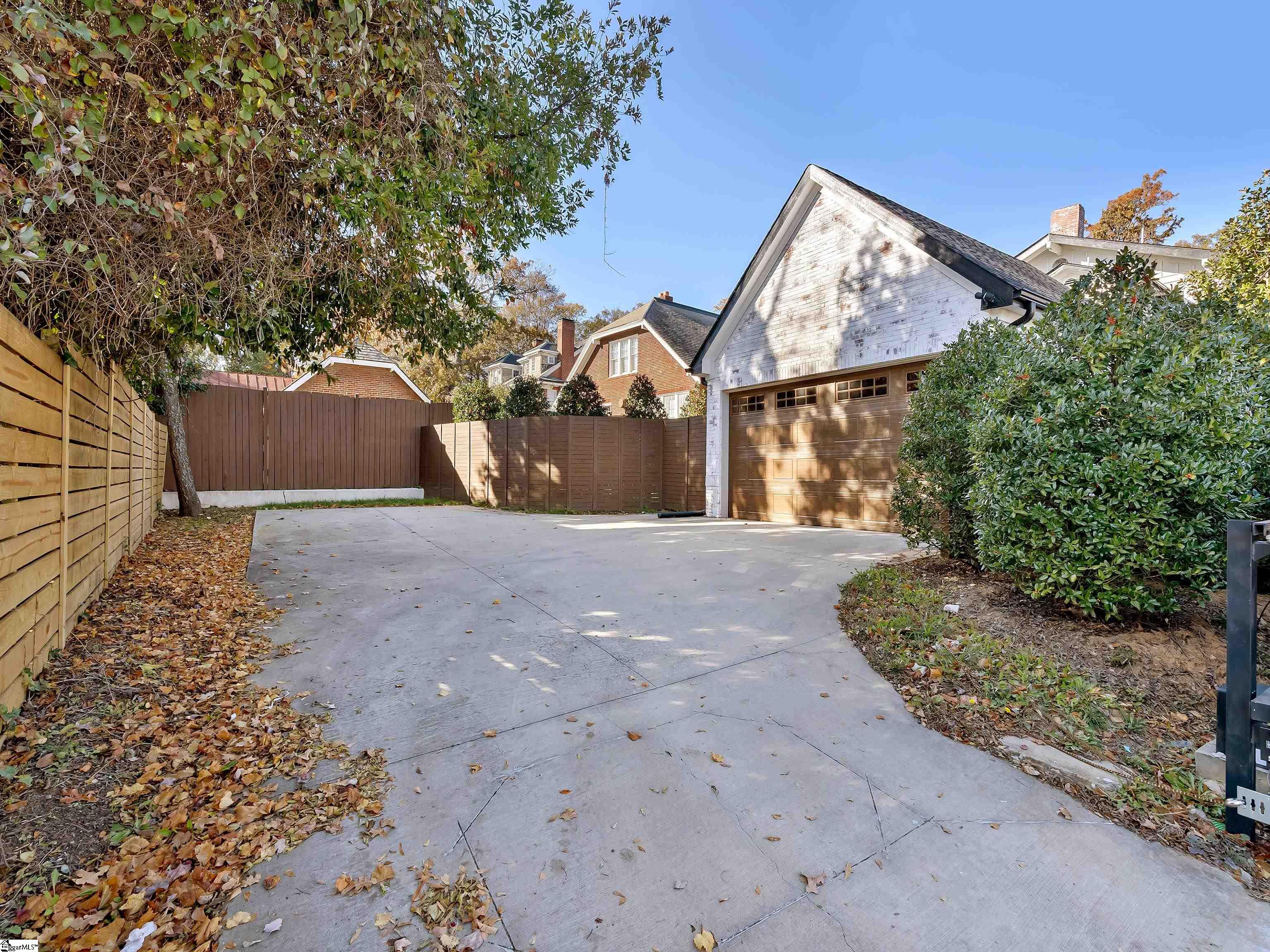 126 James Street Greenville, SC 29609