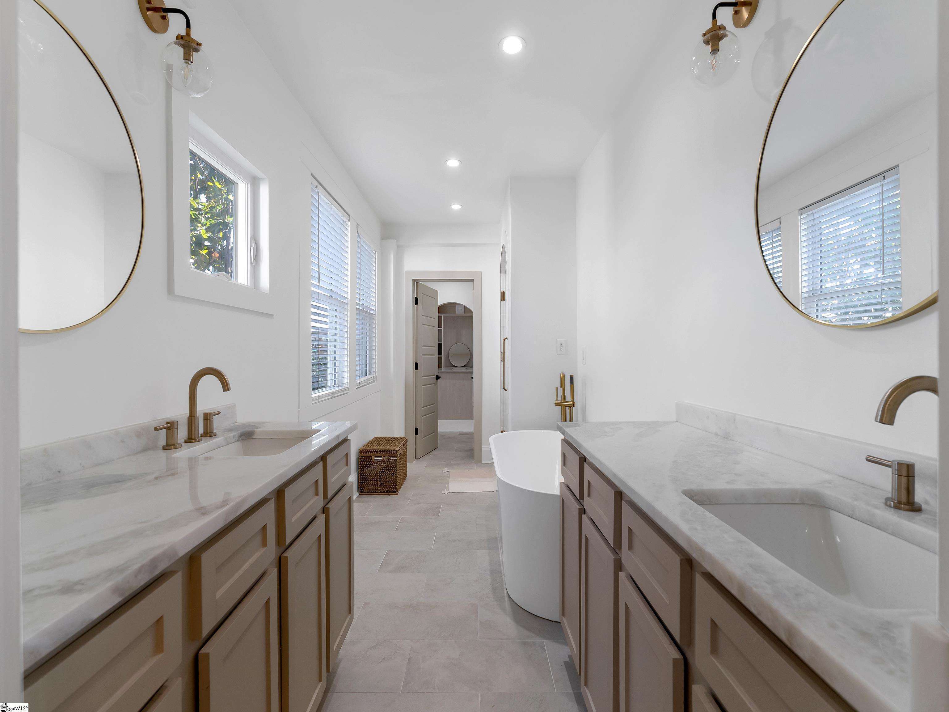 126 James Street Greenville, SC 29609