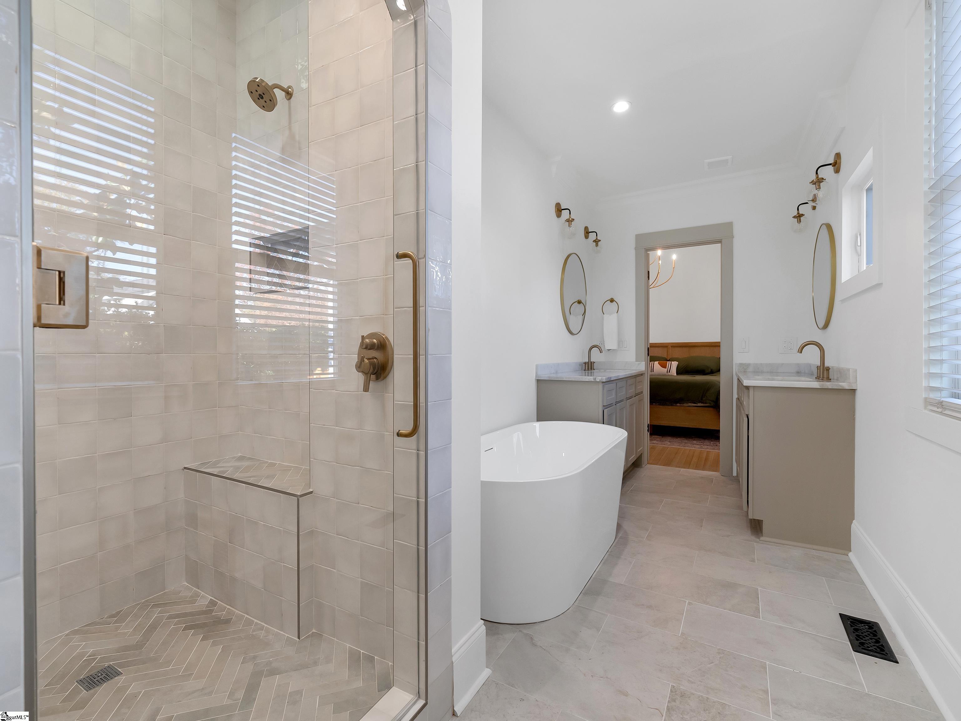 126 James Street Greenville, SC 29609