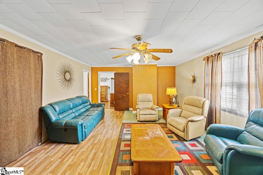 617 Whitehorse Road Greenville, SC 29605