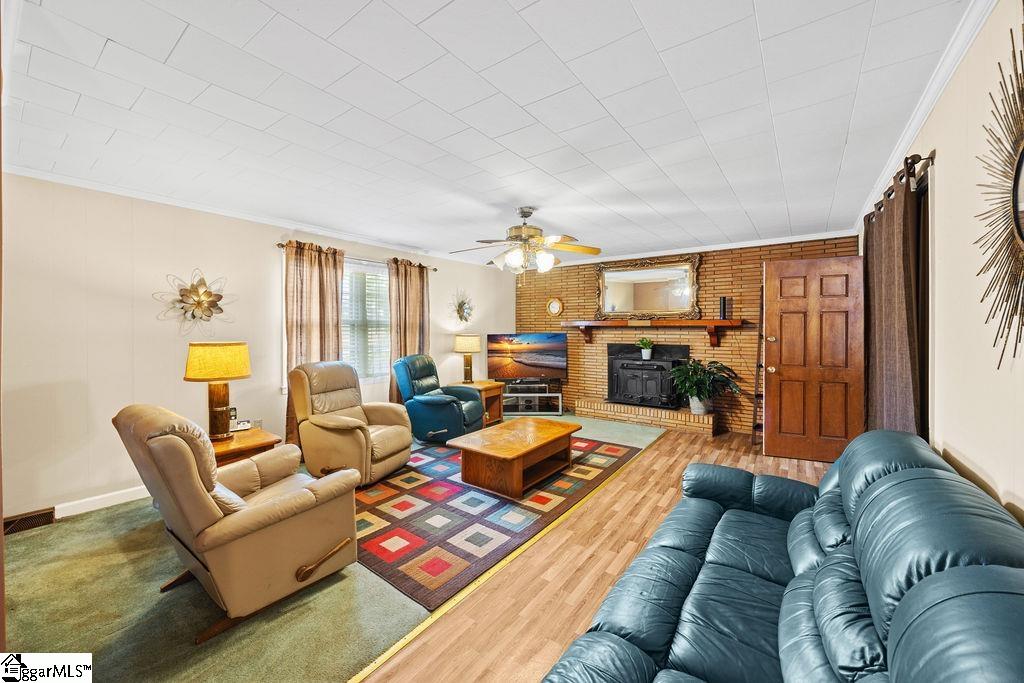 617 Whitehorse Road Greenville, SC 29605
