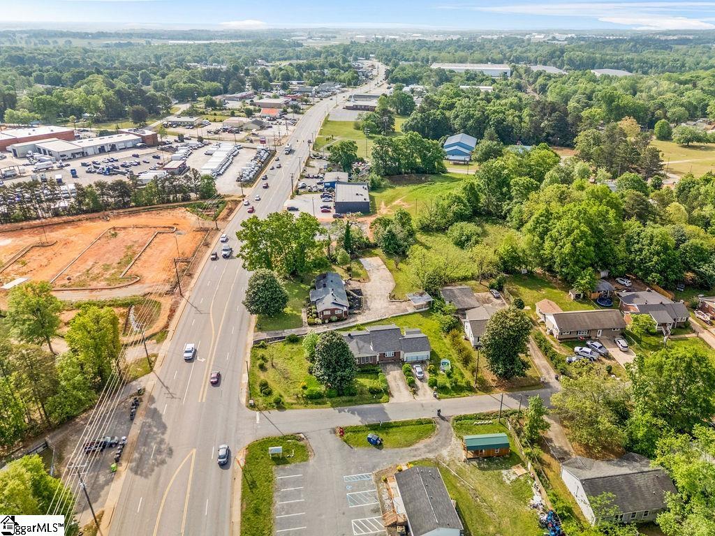 617 Whitehorse Road Greenville, SC 29605