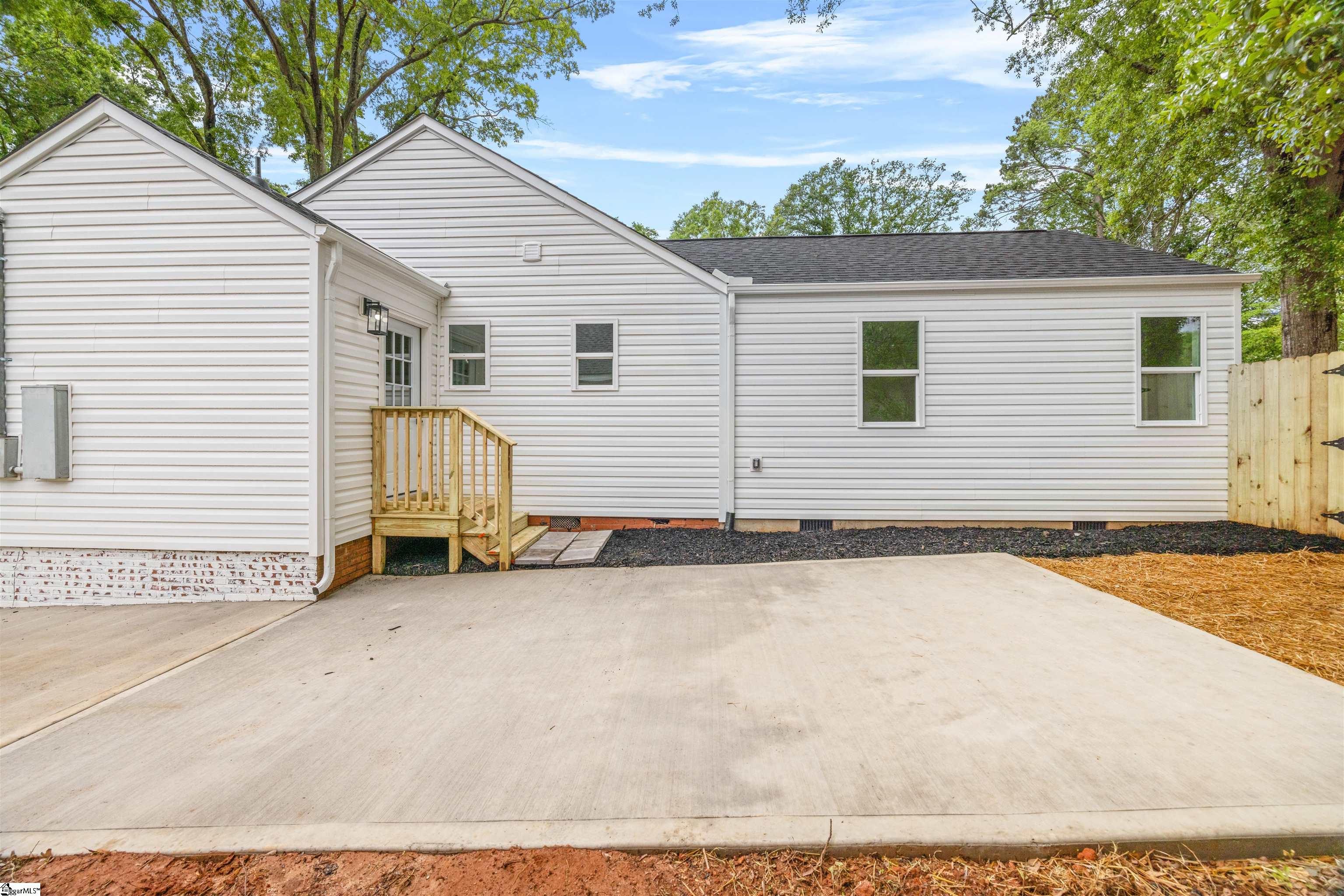 222 Potomac Avenue Greenville, SC 29605