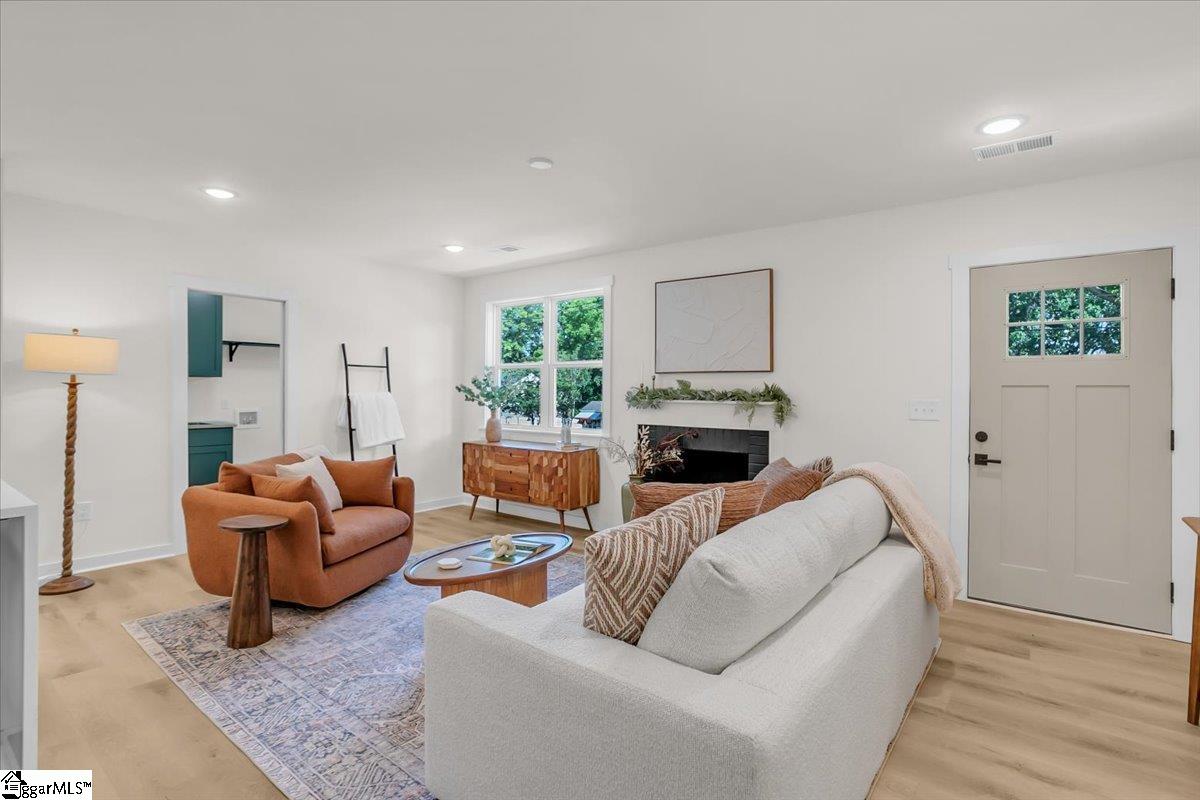 222 Potomac Avenue Greenville, SC 29605