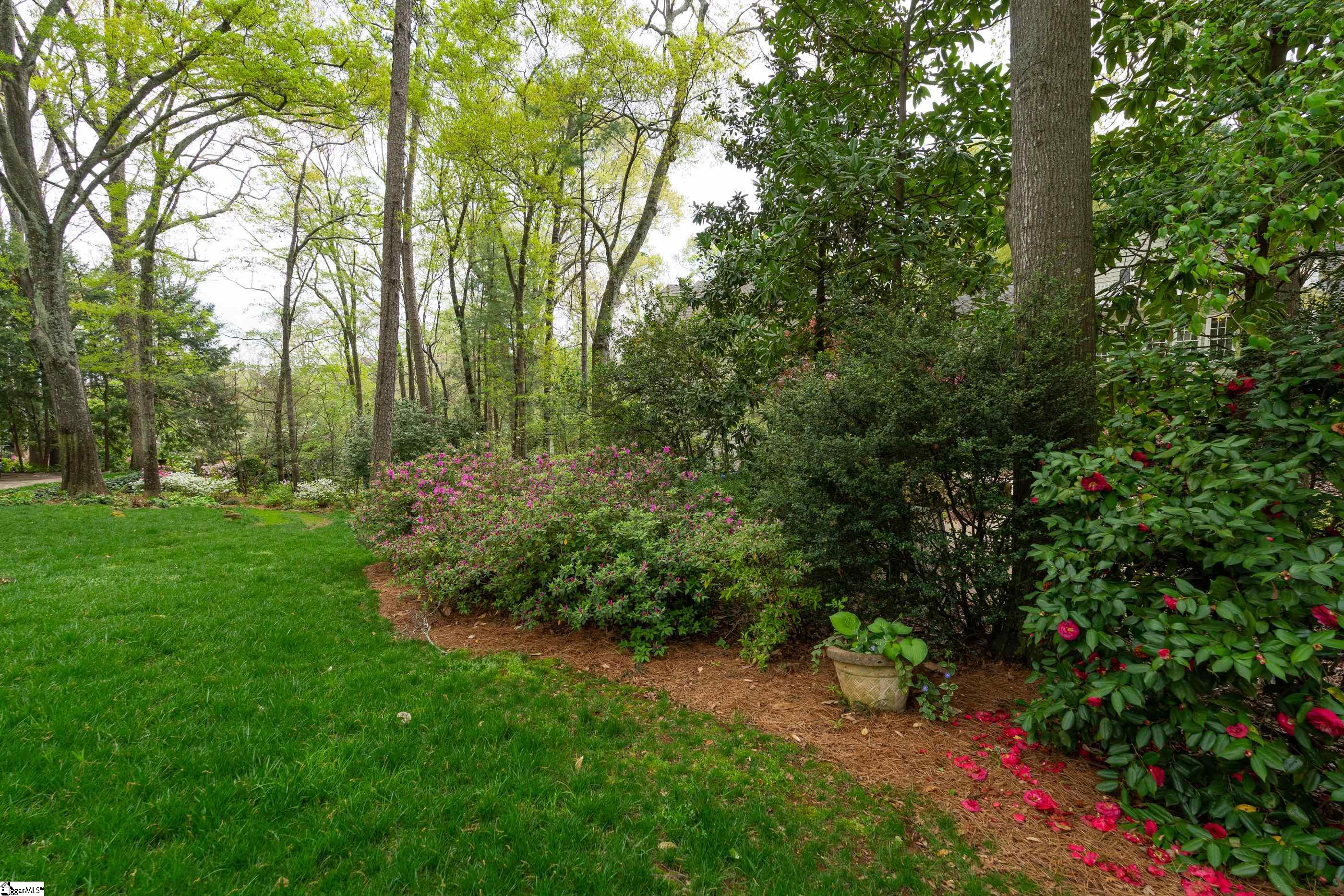78 Woodvale Avenue Greenville, SC 29605
