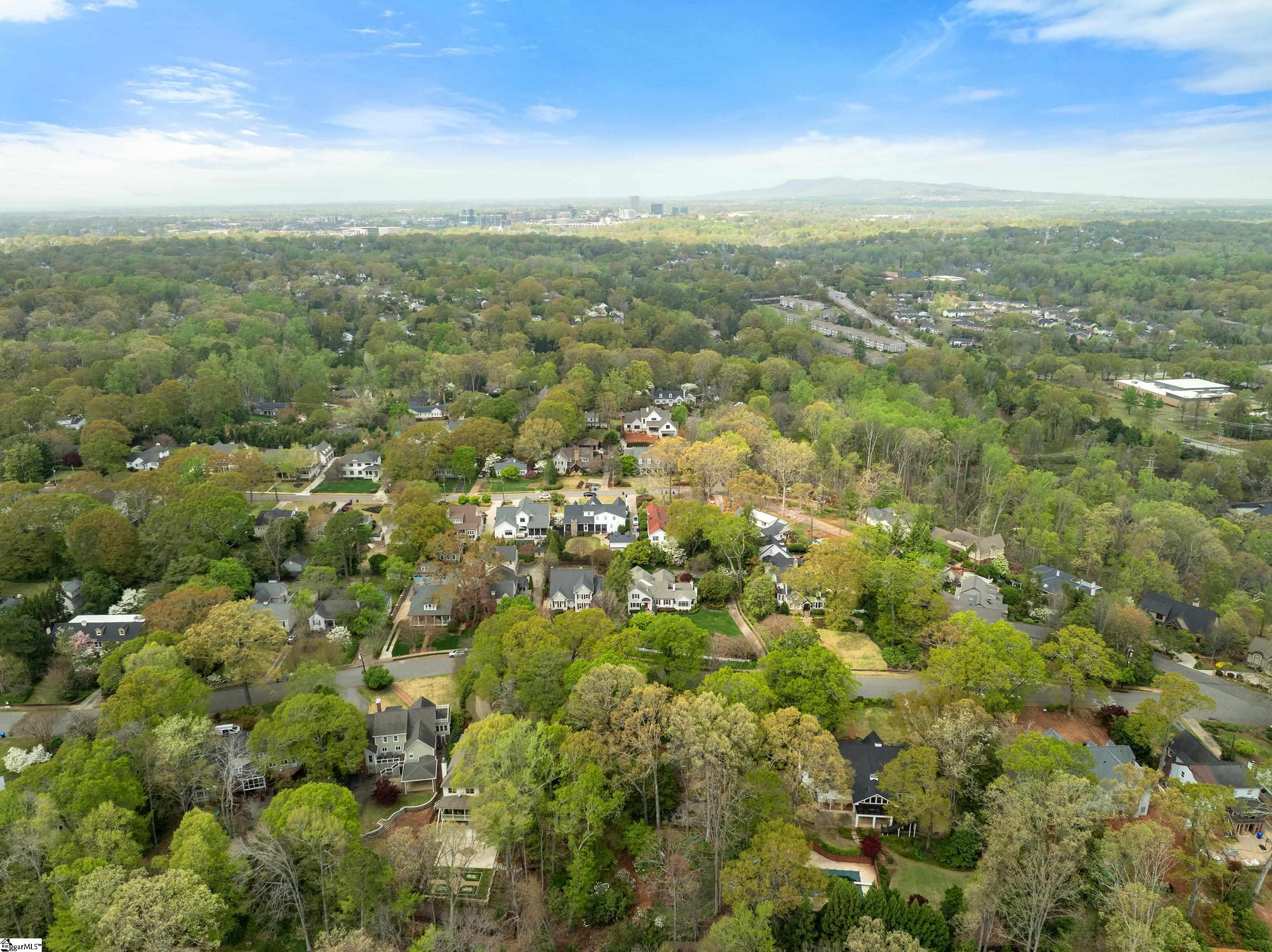 78 Woodvale Avenue Greenville, SC 29605