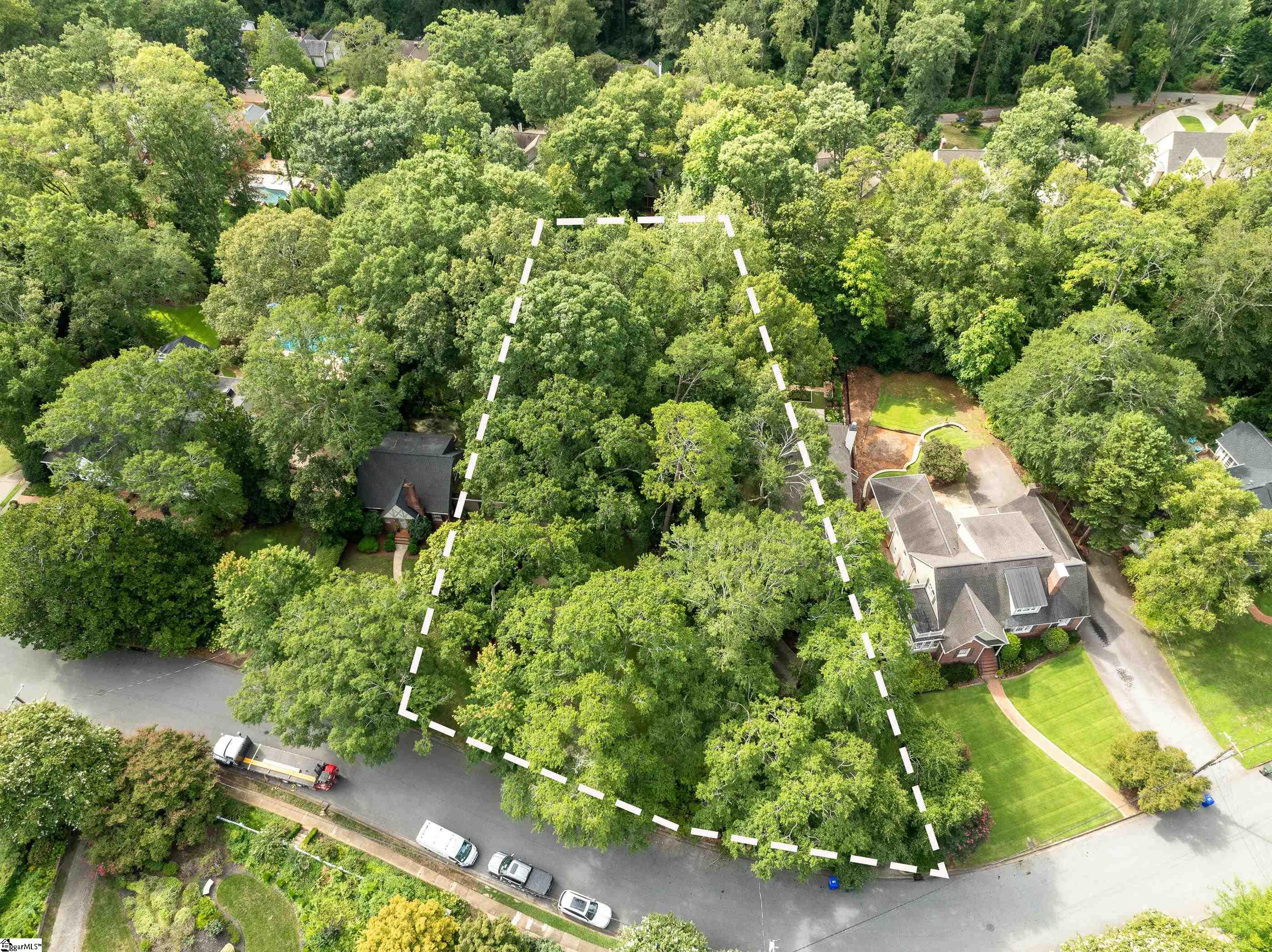 78 Woodvale Avenue Greenville, SC 29605