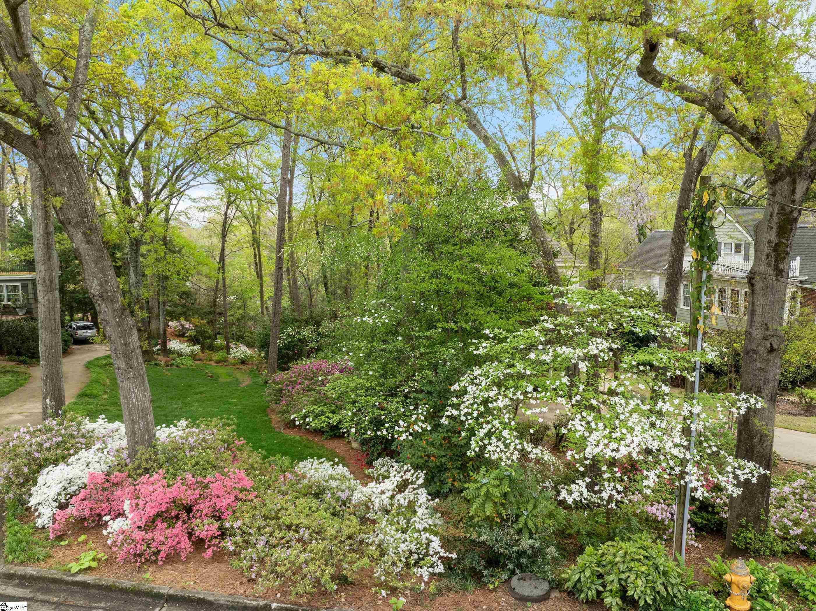78 Woodvale Avenue Greenville, SC 29605