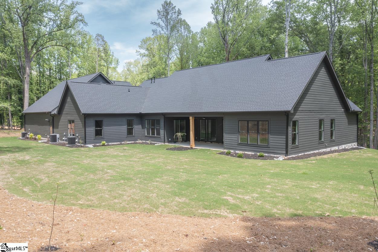 192 Graylyn Drive Anderson, SC 29621