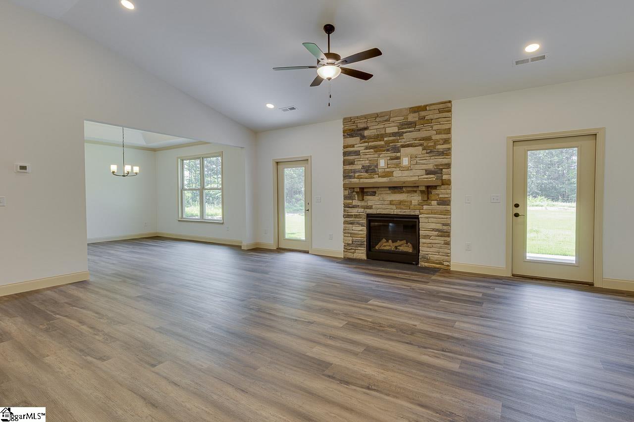 399 Bowers Road Travelers Rest, SC 29690