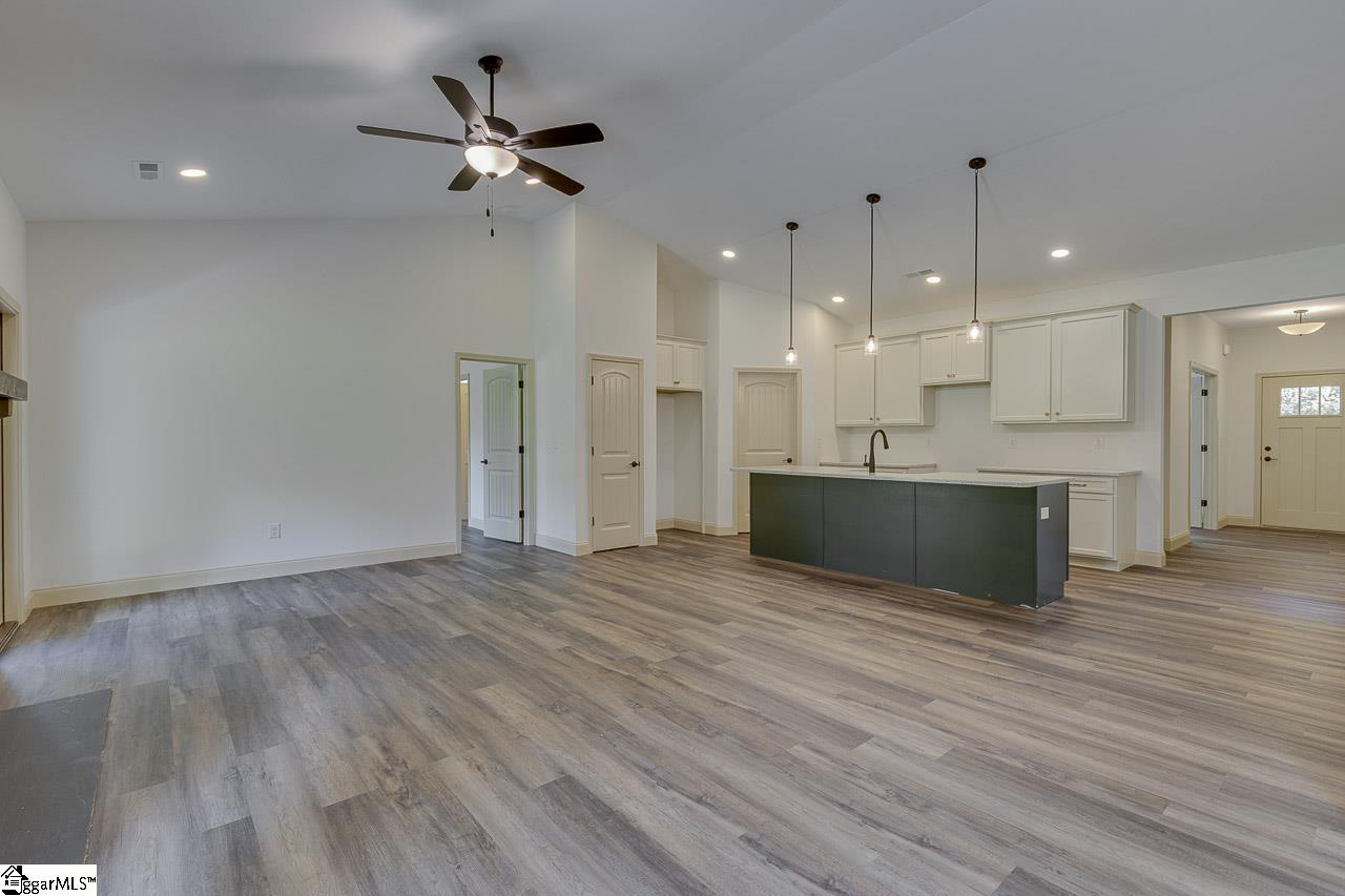 399 Bowers Road Travelers Rest, SC 29690