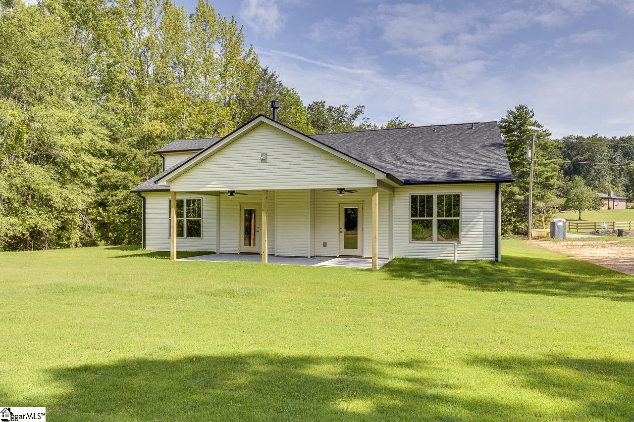 399 Bowers Road Travelers Rest, SC 29690