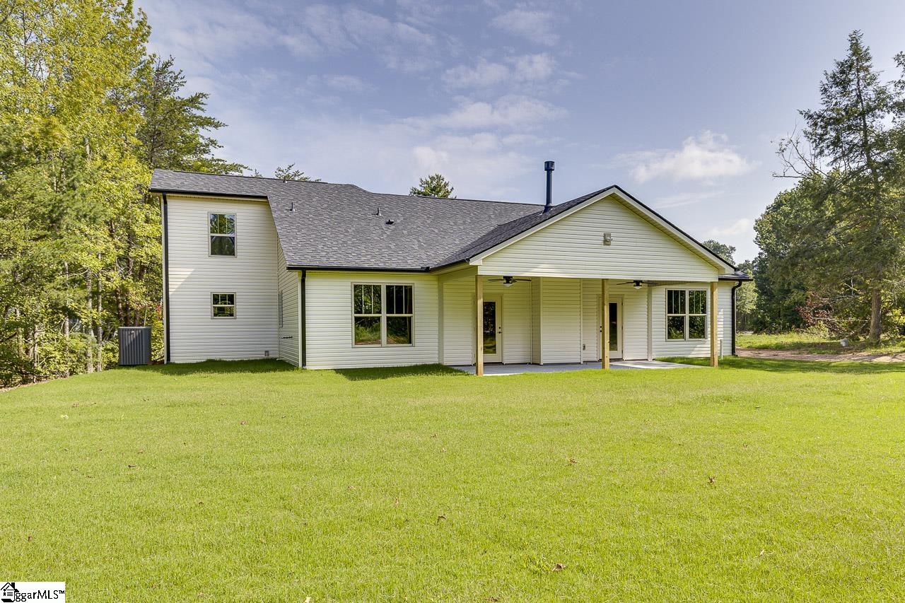 399 Bowers Road Travelers Rest, SC 29690