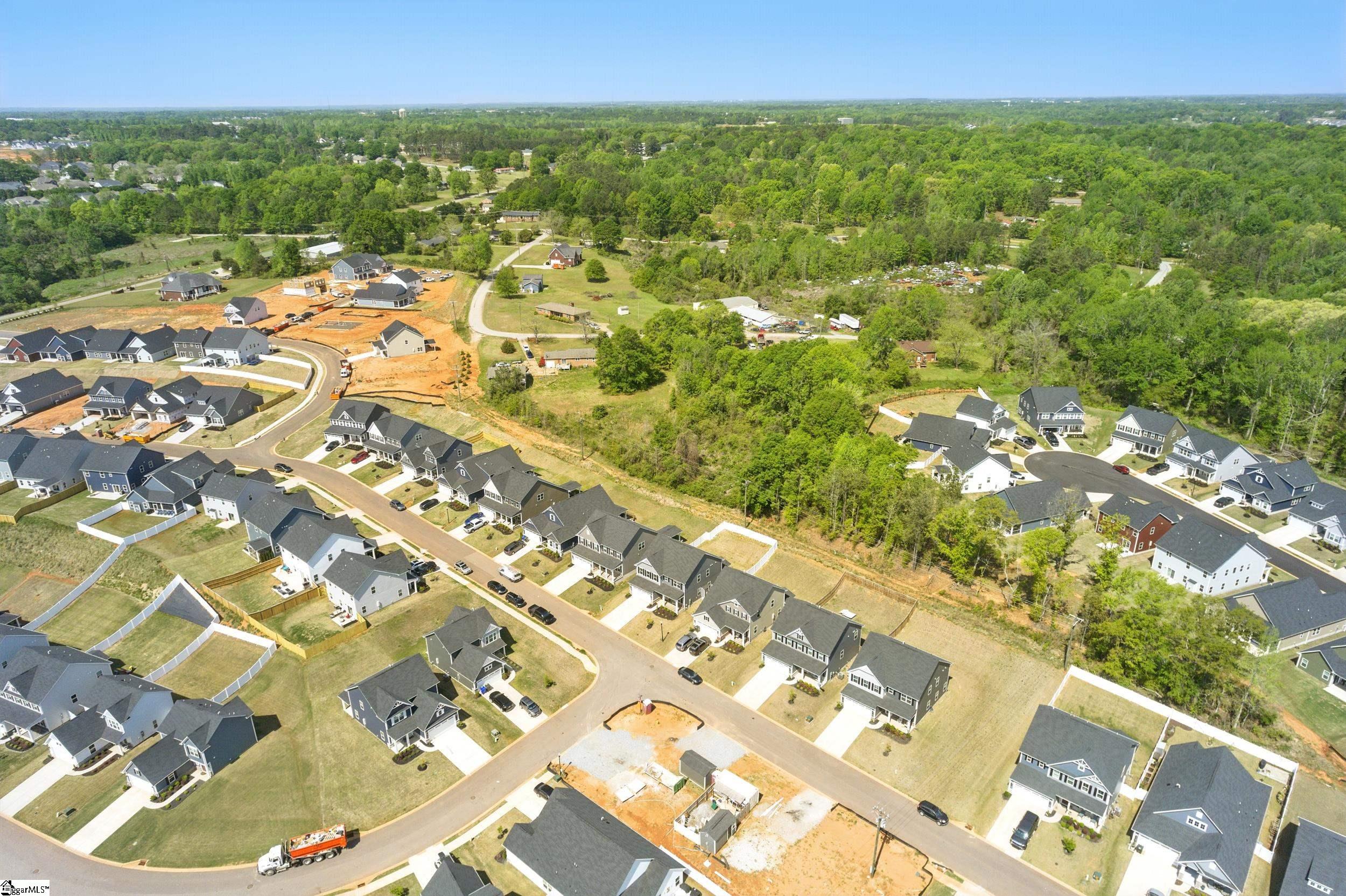 229 Hollythorpe Lane Fountain Inn, SC 29644