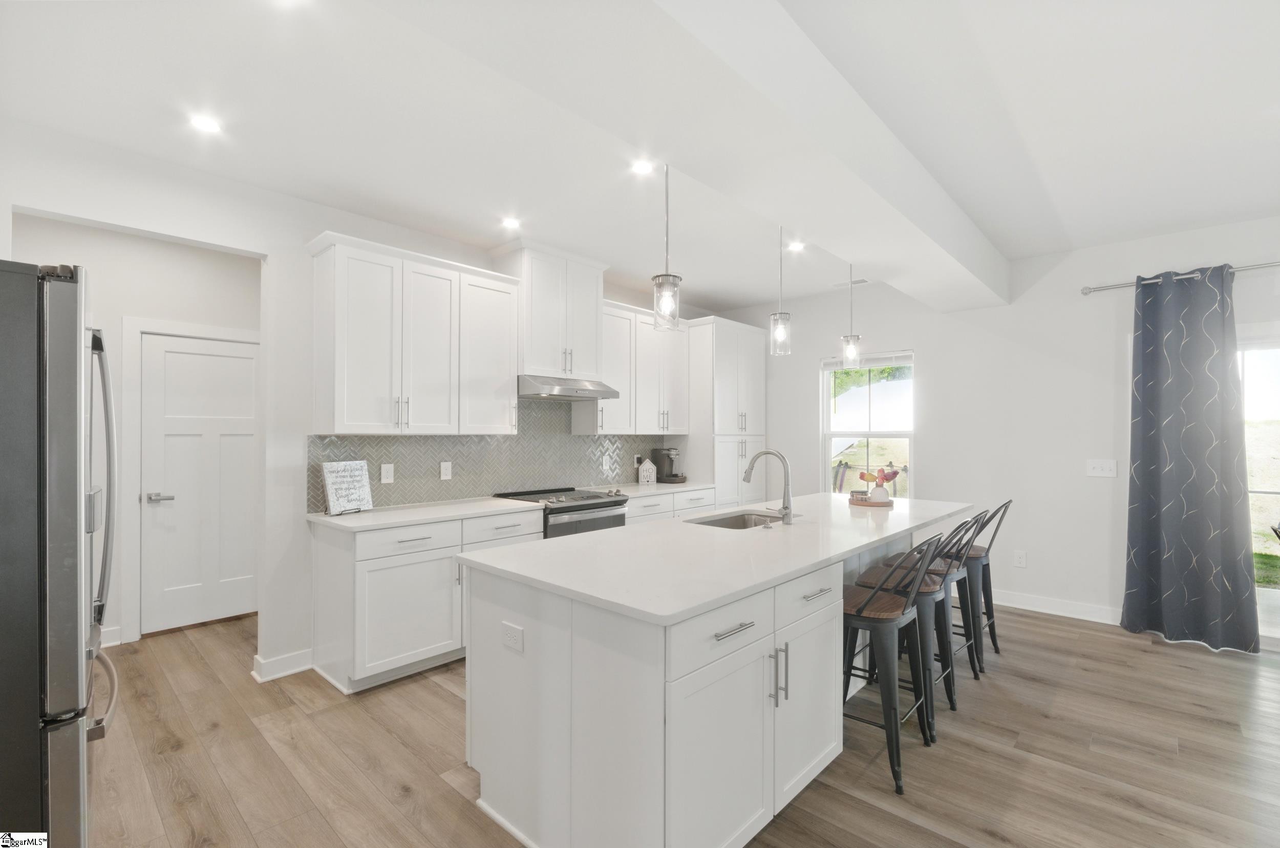 229 Hollythorpe Lane Fountain Inn, SC 29644