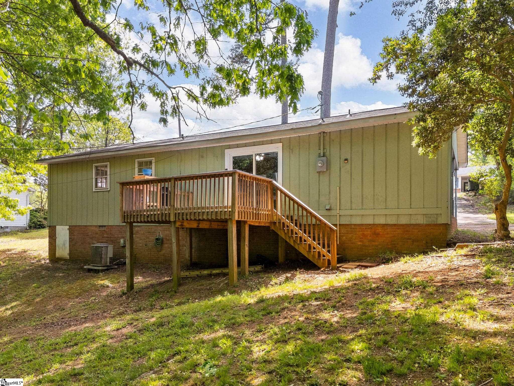 241 Idlewood Circle Spartanburg, SC 29307