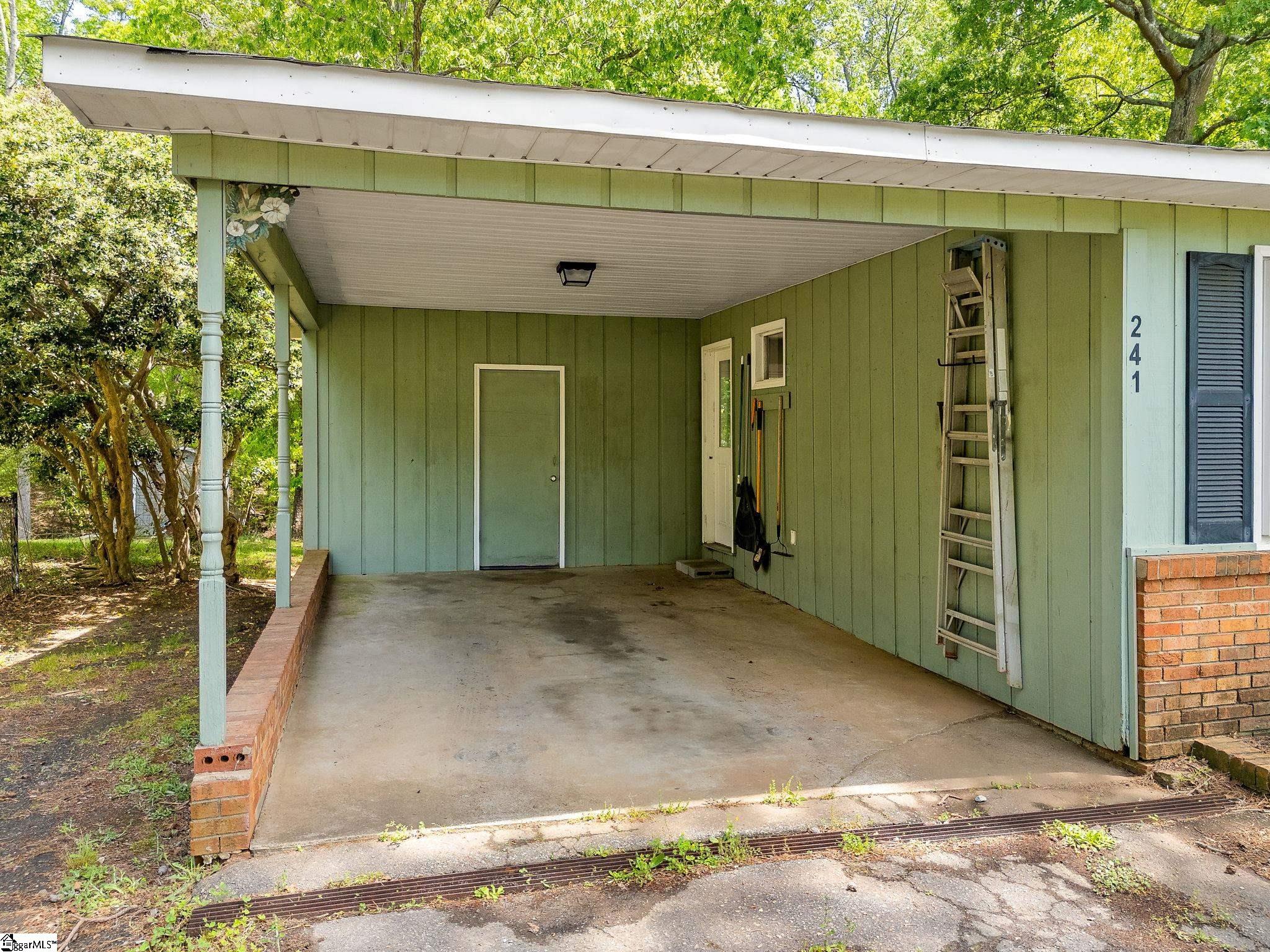 241 Idlewood Circle Spartanburg, SC 29307