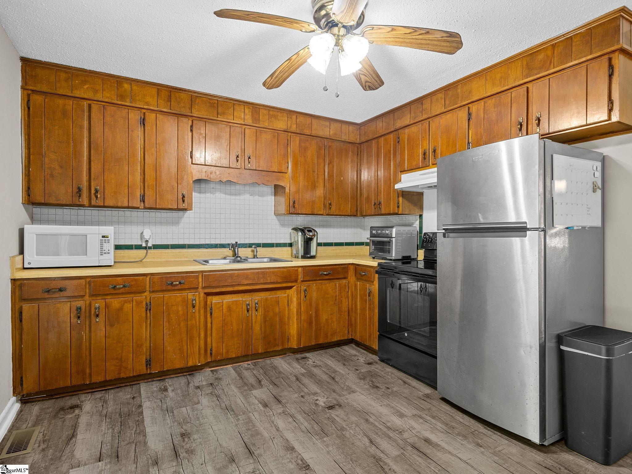 241 Idlewood Circle Spartanburg, SC 29307