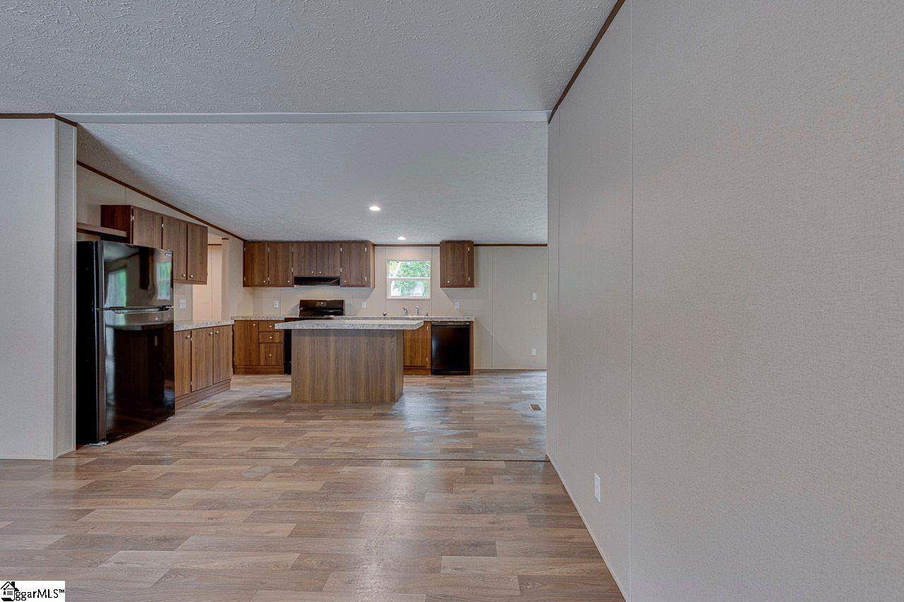 431 Lewis Street Anderson, SC 29624
