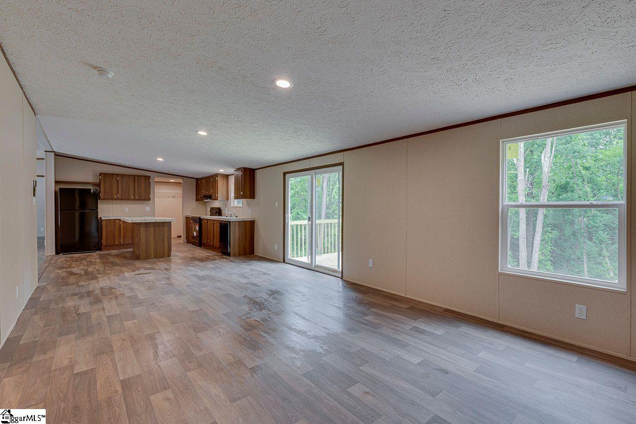 431 Lewis Street Anderson, SC 29624