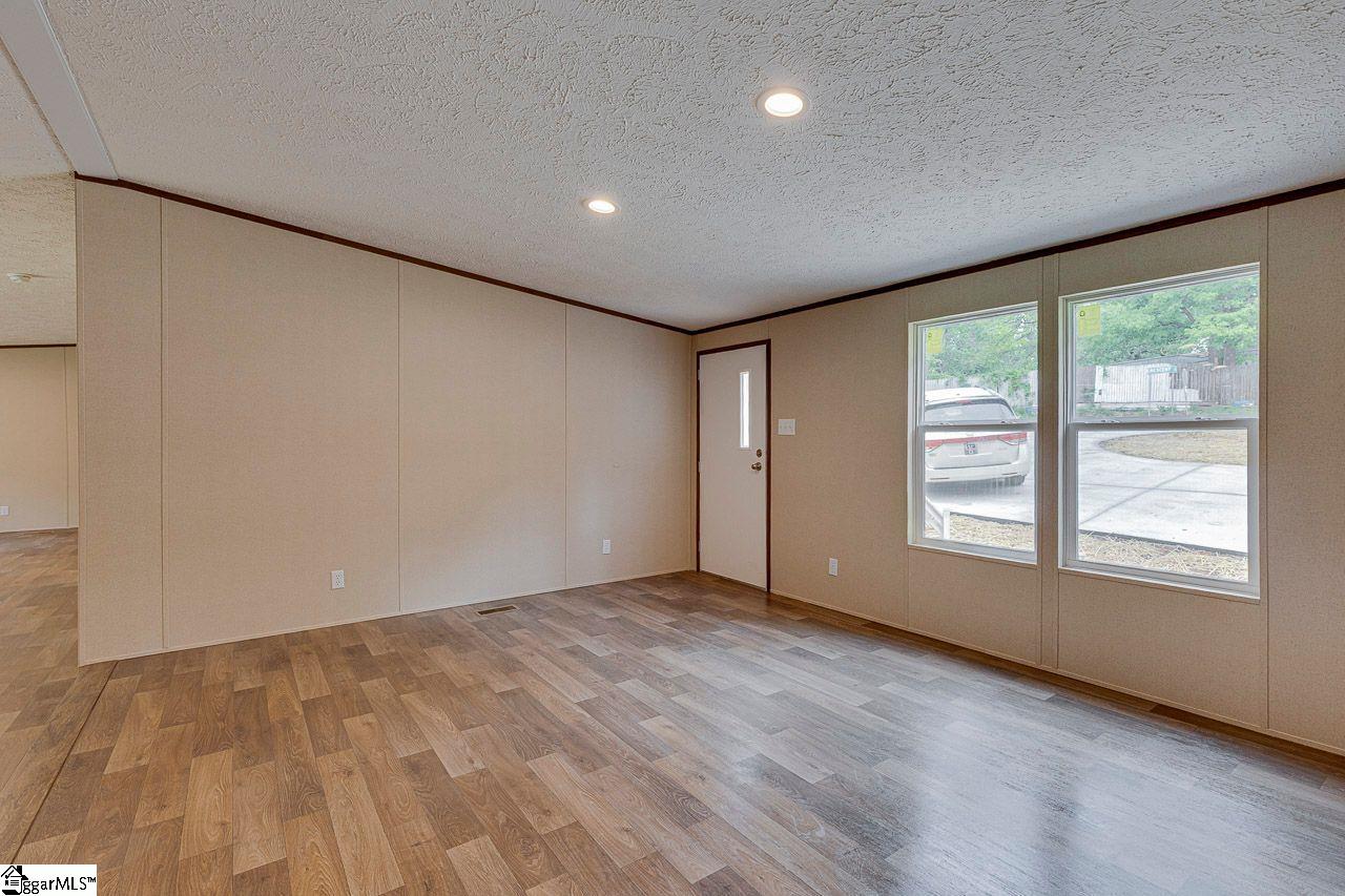 431 Lewis Street Anderson, SC 29624