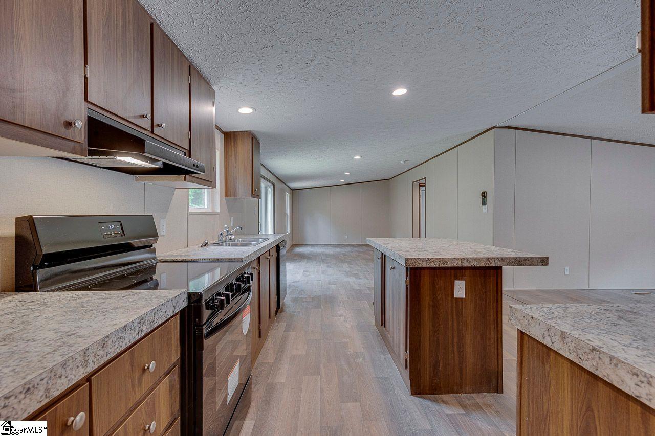 431 Lewis Street Anderson, SC 29624