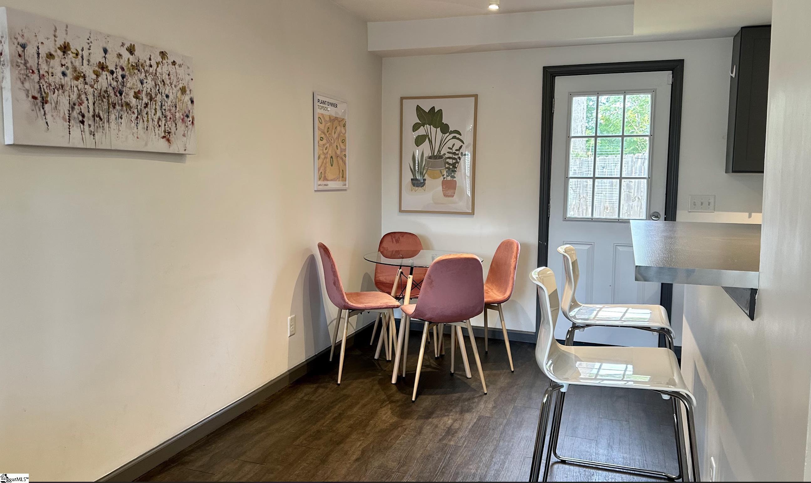 104 Forest Street Greenville, SC 29601