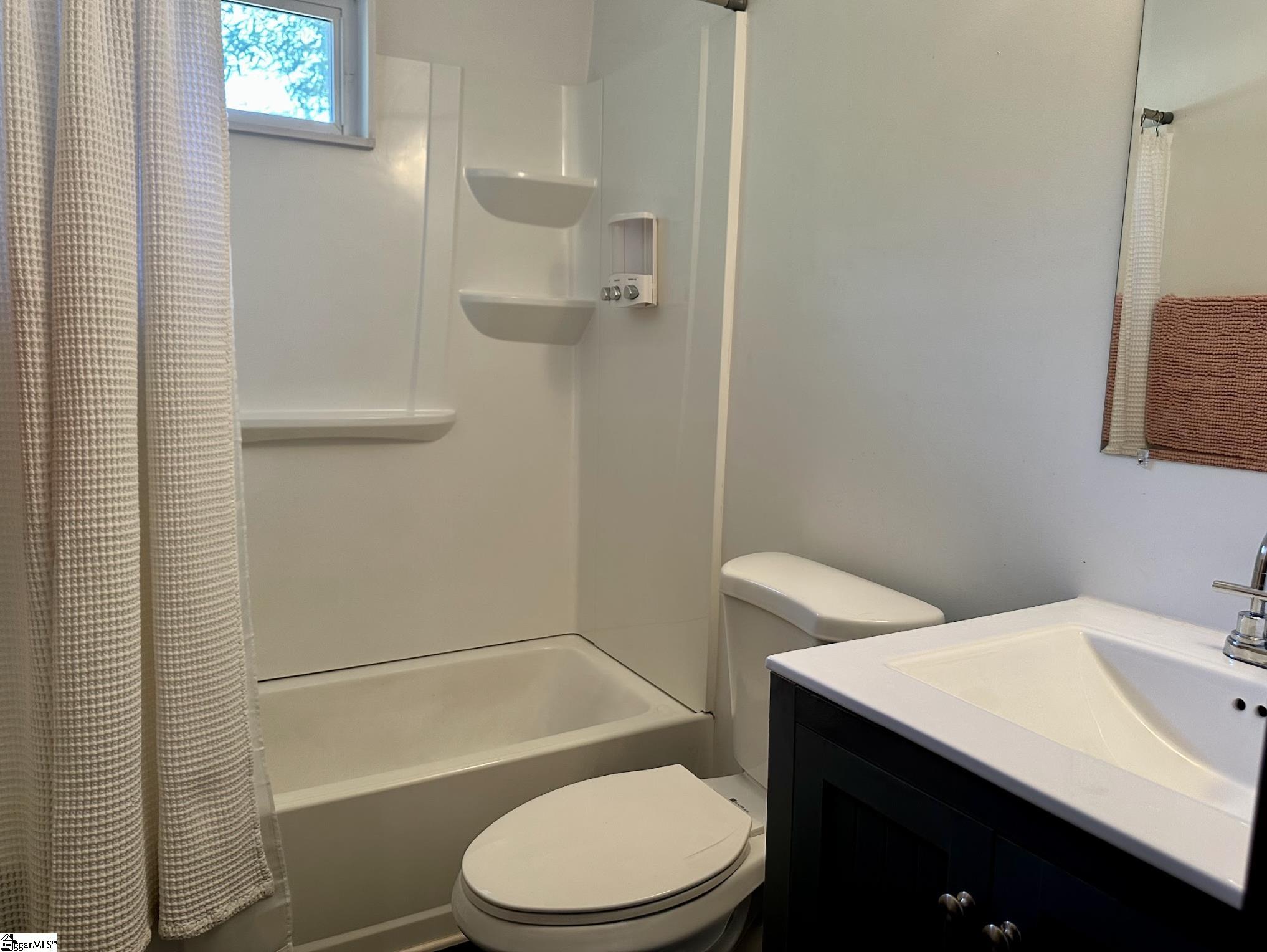 104 Forest Street Greenville, SC 29601