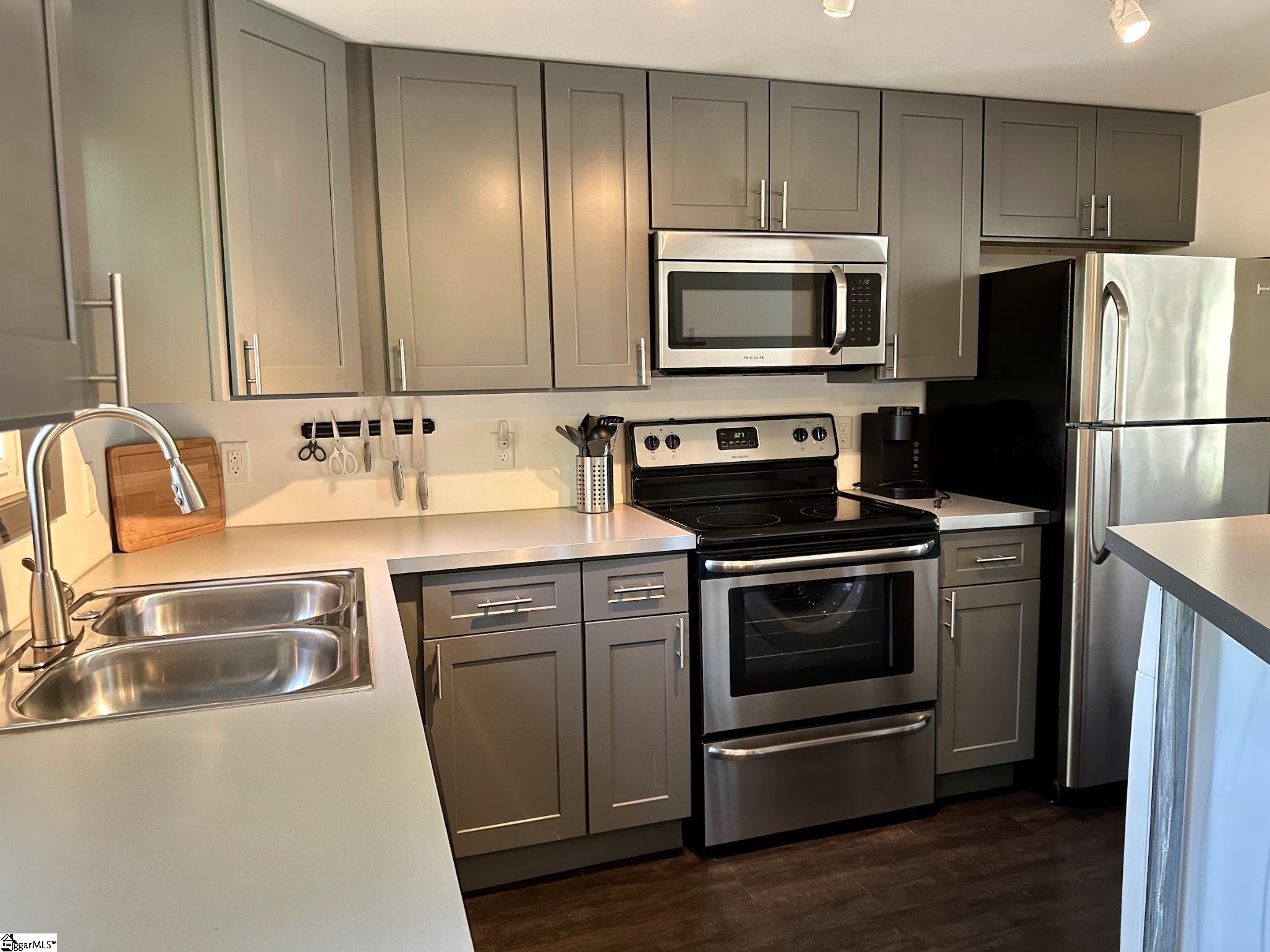 104 Forest Street Greenville, SC 29601