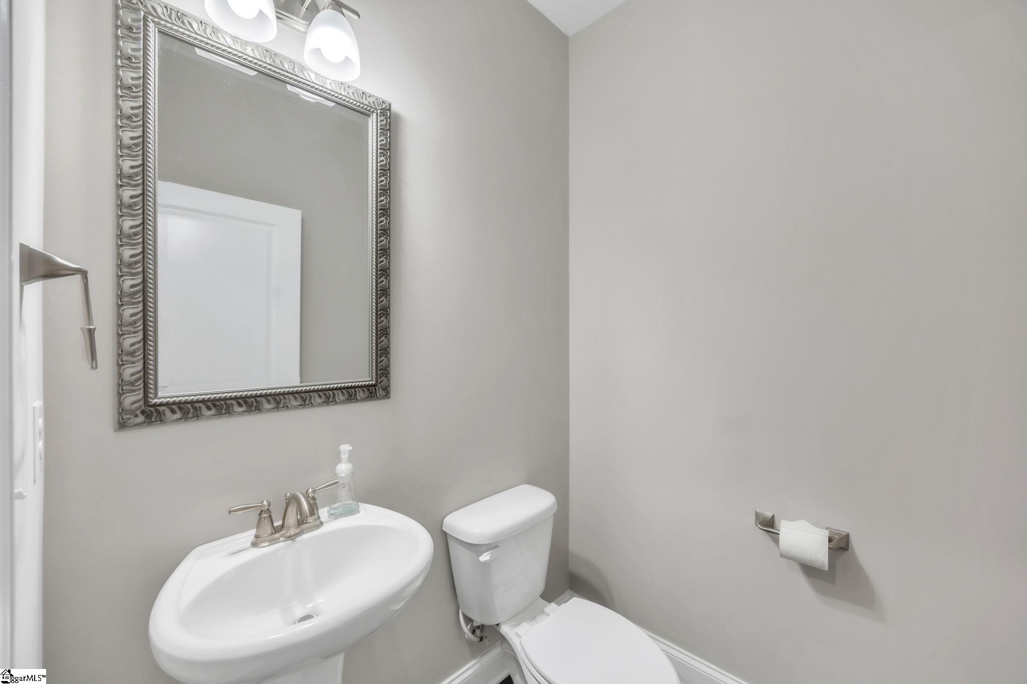306 Glencairn Court Simpsonville, SC 29681