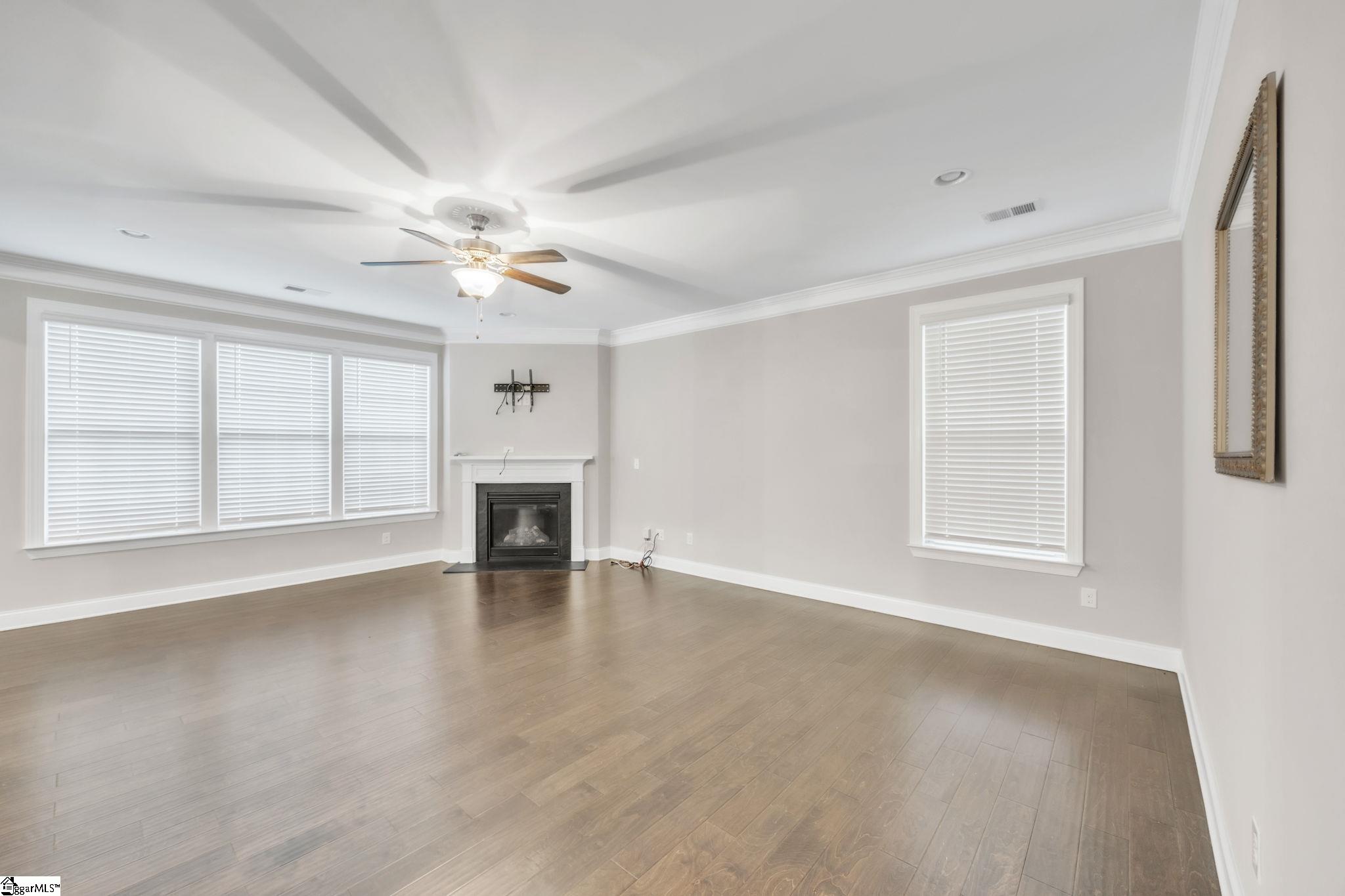 306 Glencairn Court Simpsonville, SC 29681