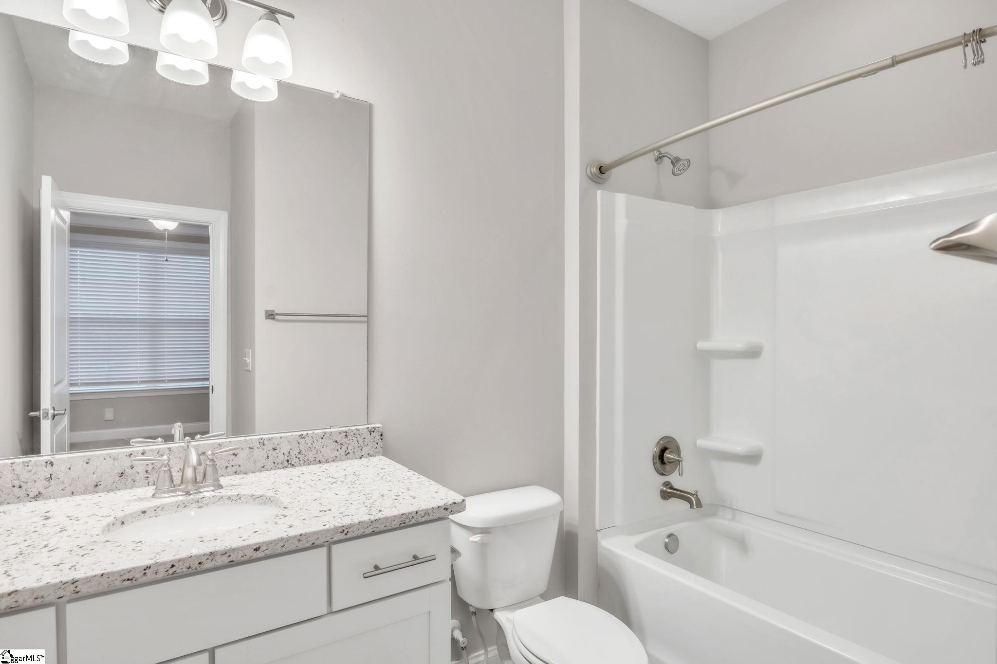 306 Glencairn Court Simpsonville, SC 29681