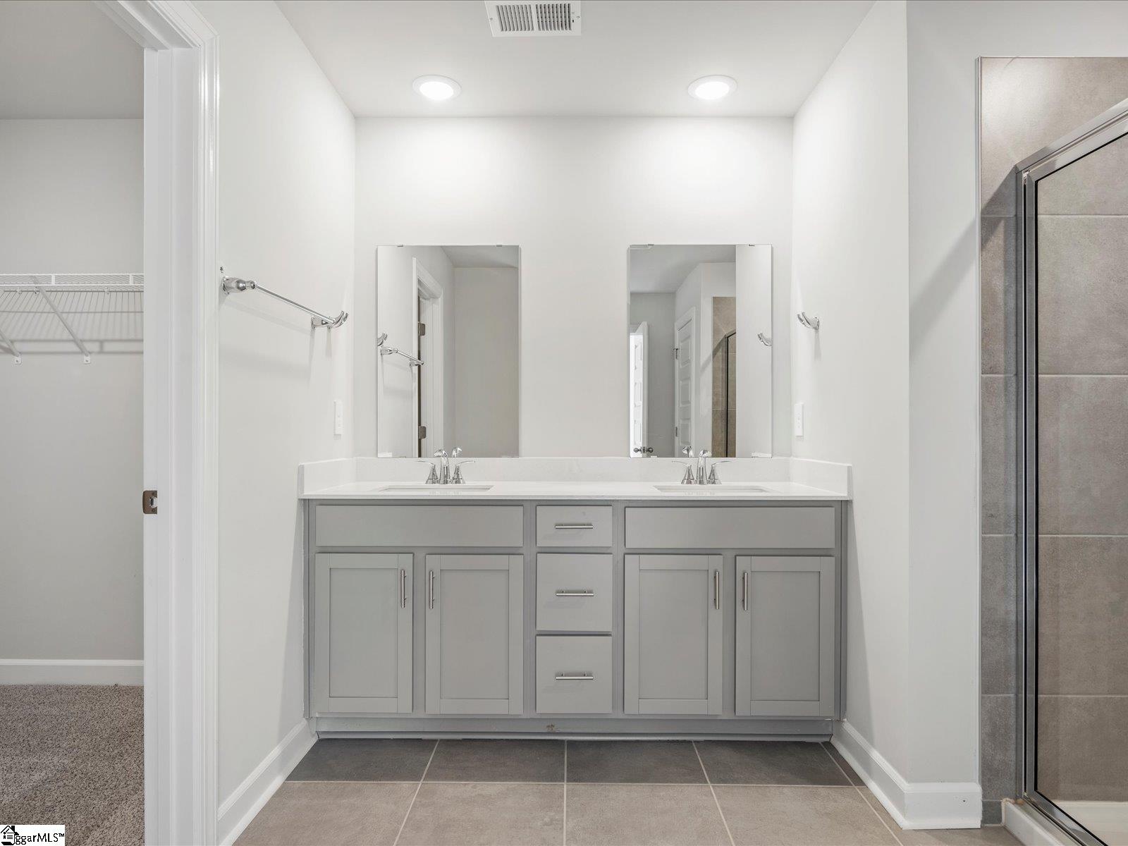 120 Gardner Avenue Gray Court, SC 29645