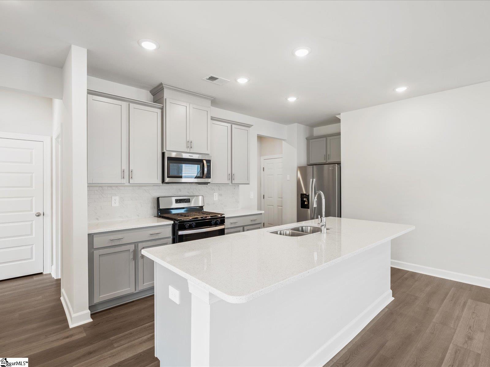 120 Gardner Avenue Gray Court, SC 29645
