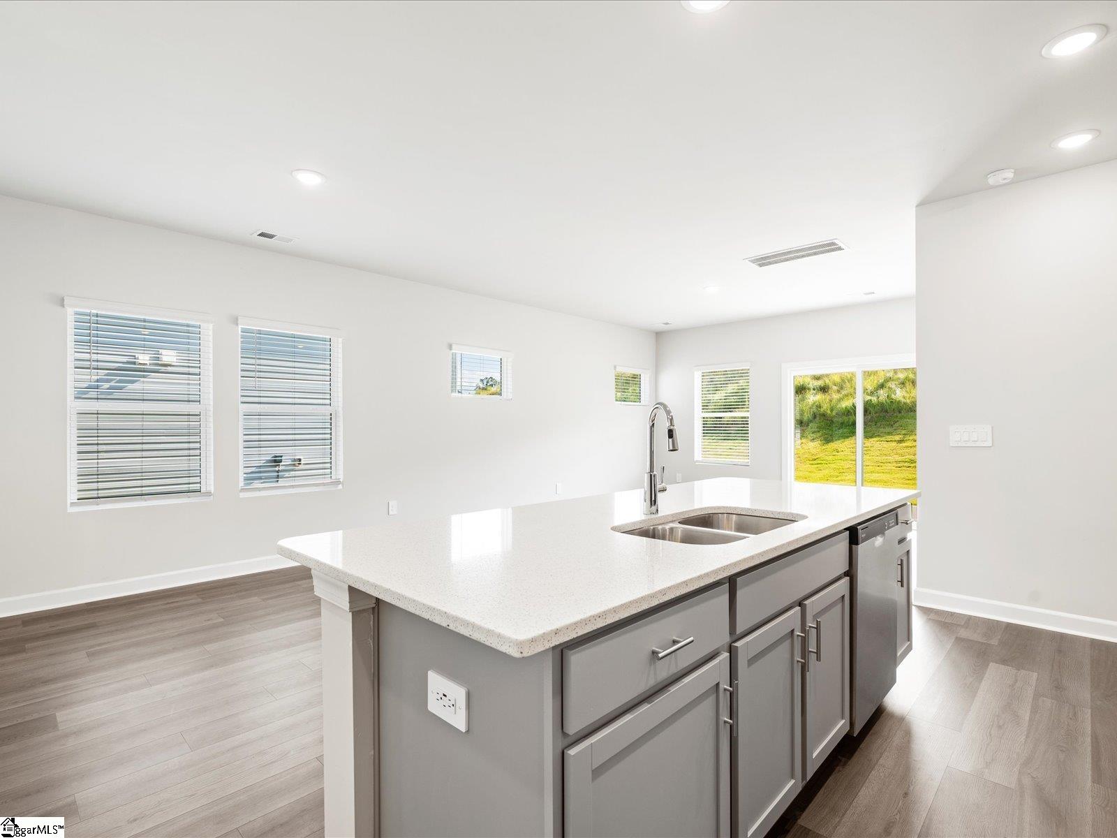 120 Gardner Avenue Gray Court, SC 29645