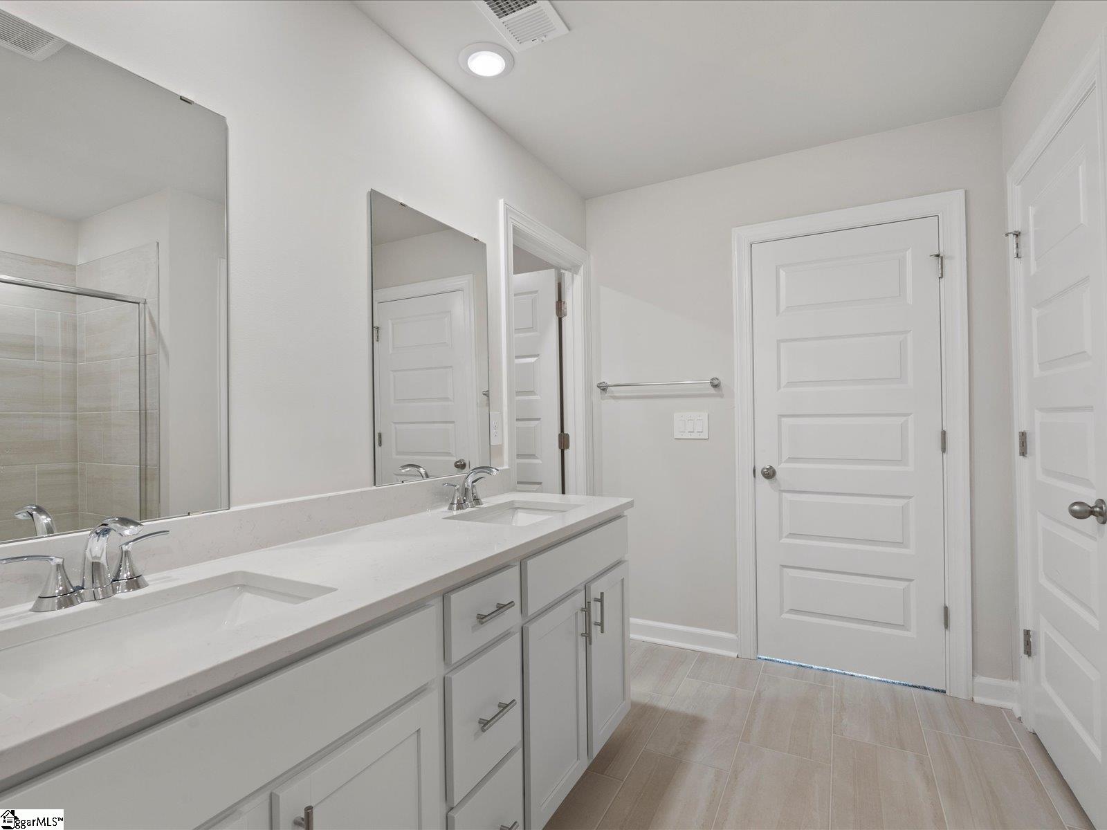110 Gardner Avenue Gray Court, SC 29645