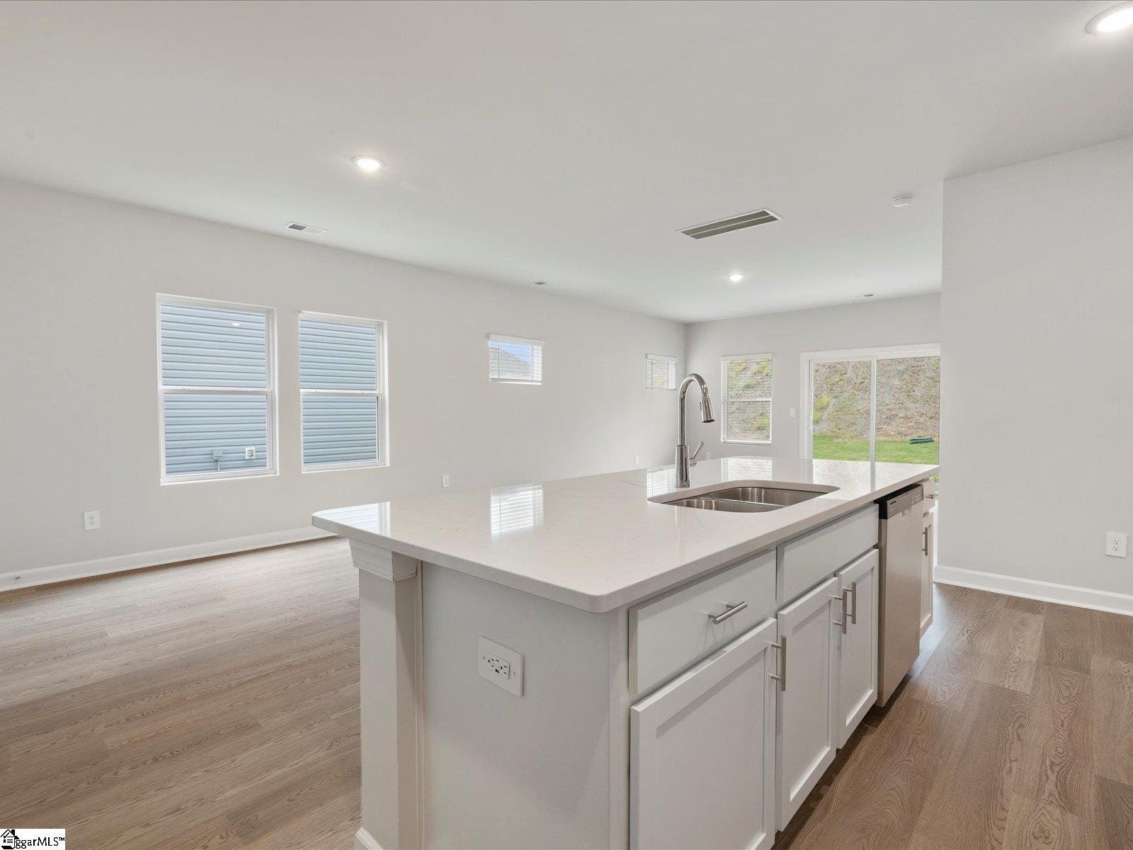 110 Gardner Avenue Gray Court, SC 29645