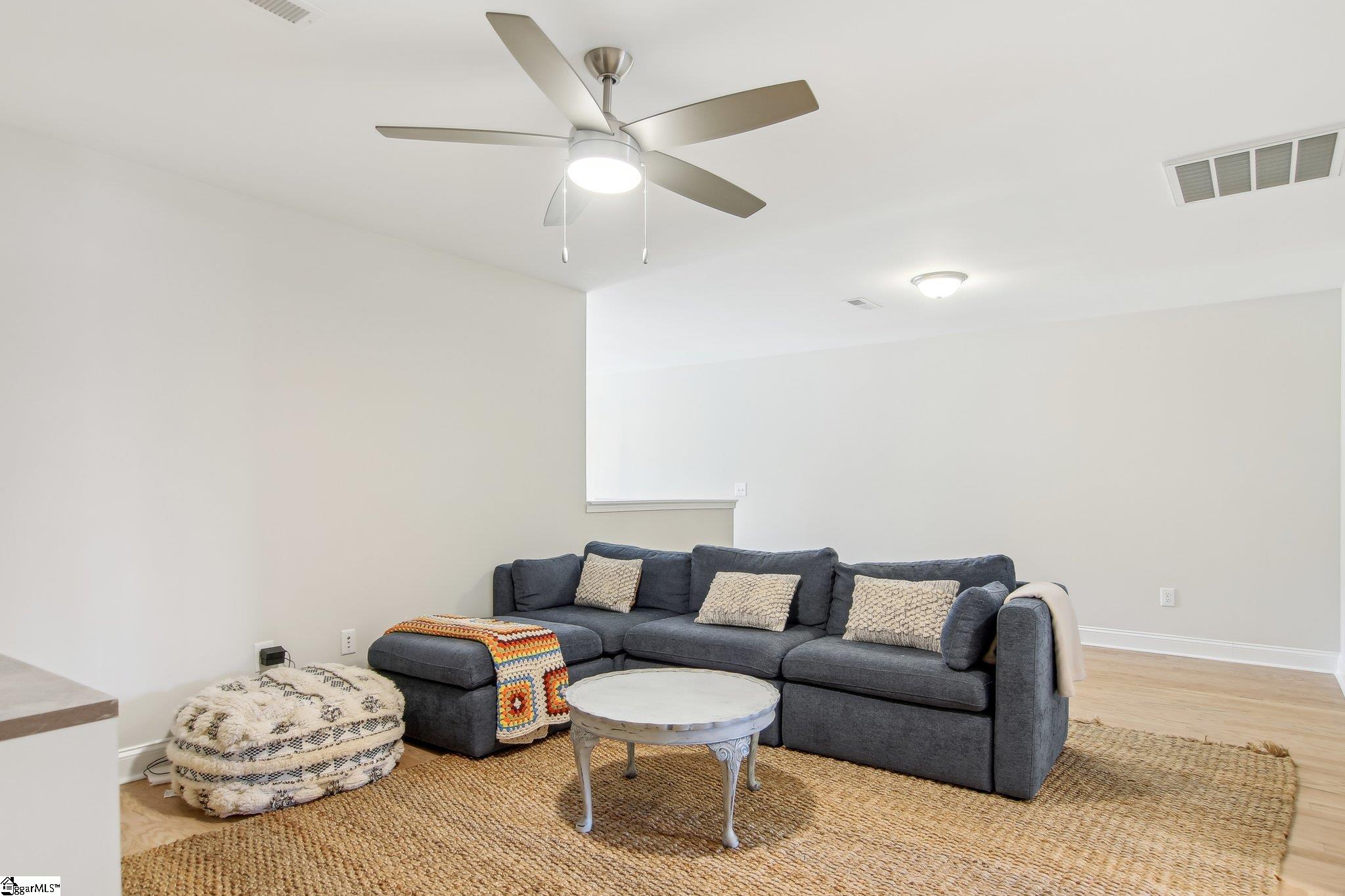 20 Hasbrook Lane Greenville, SC 29607