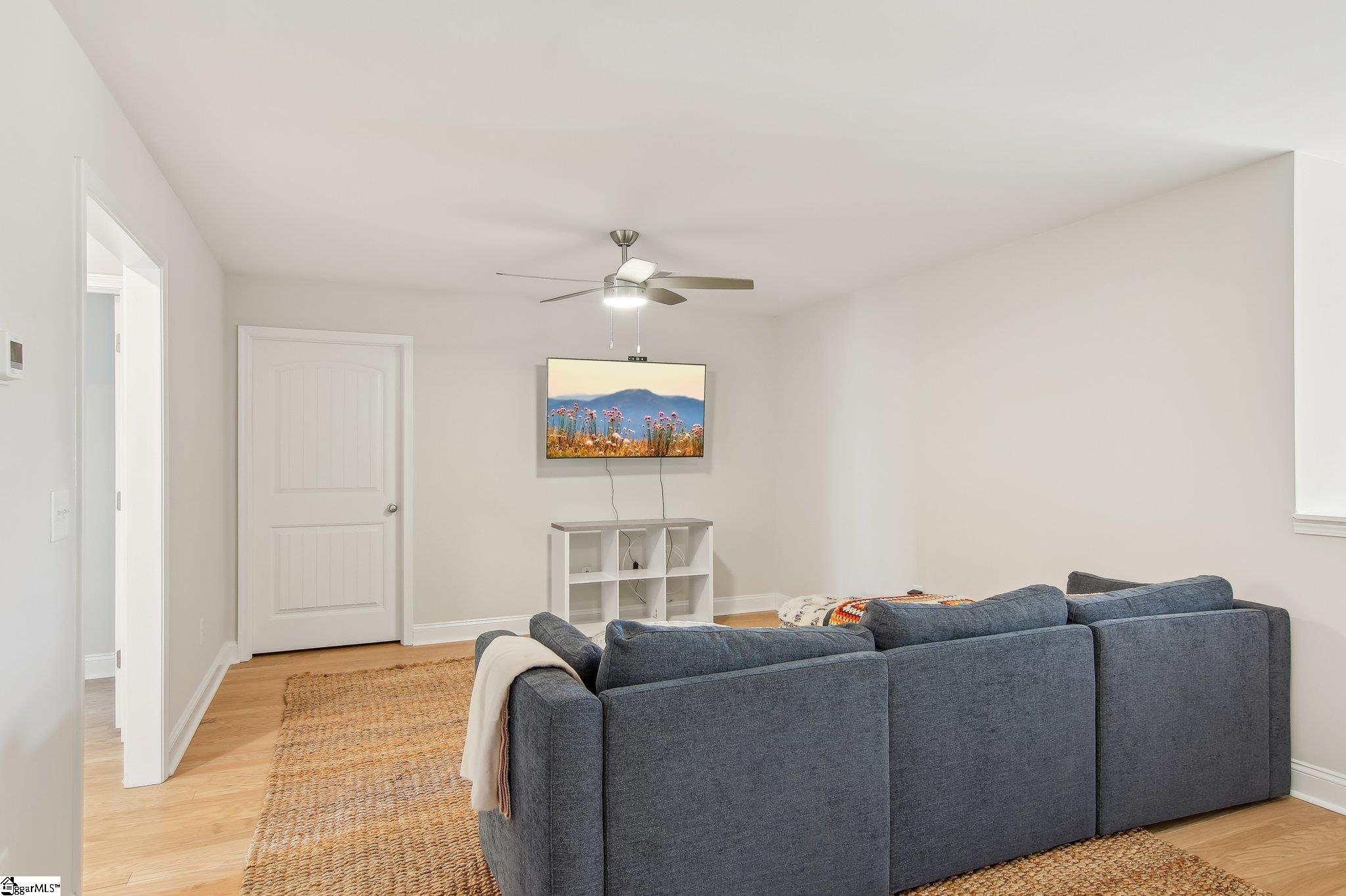 20 Hasbrook Lane Greenville, SC 29607