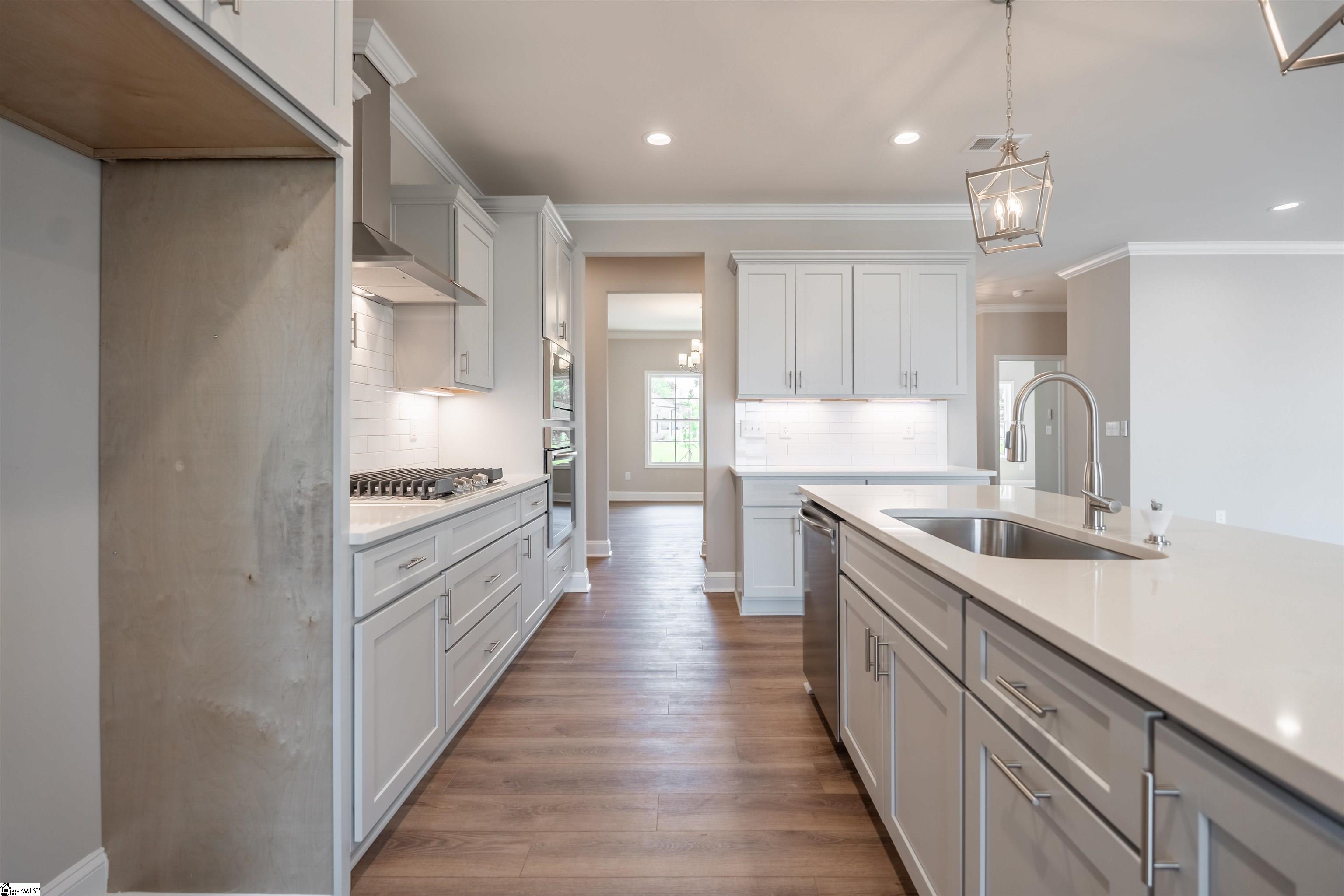 101 Willett Trail Taylors, SC 29687