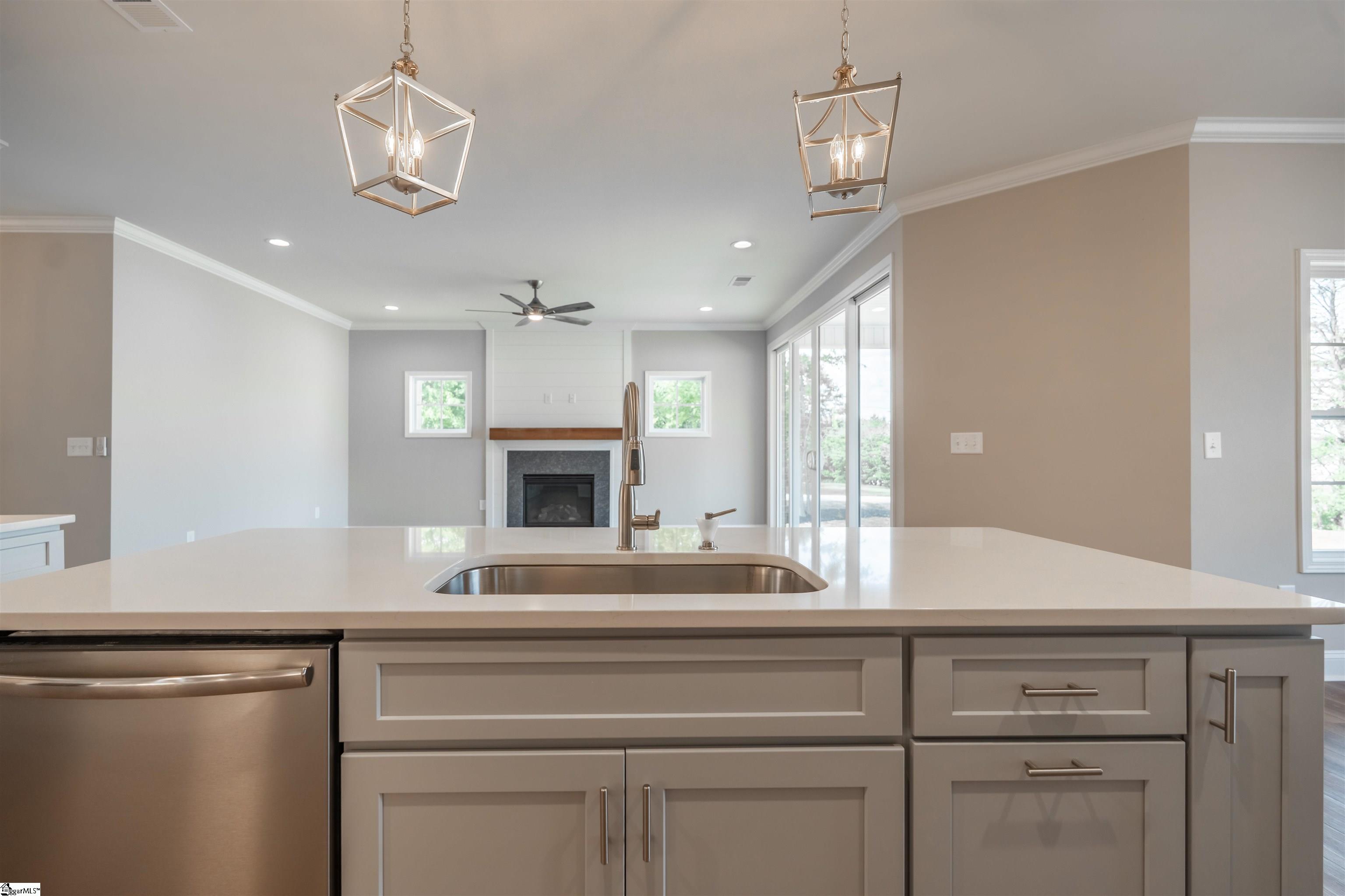 101 Willett Trail Taylors, SC 29687