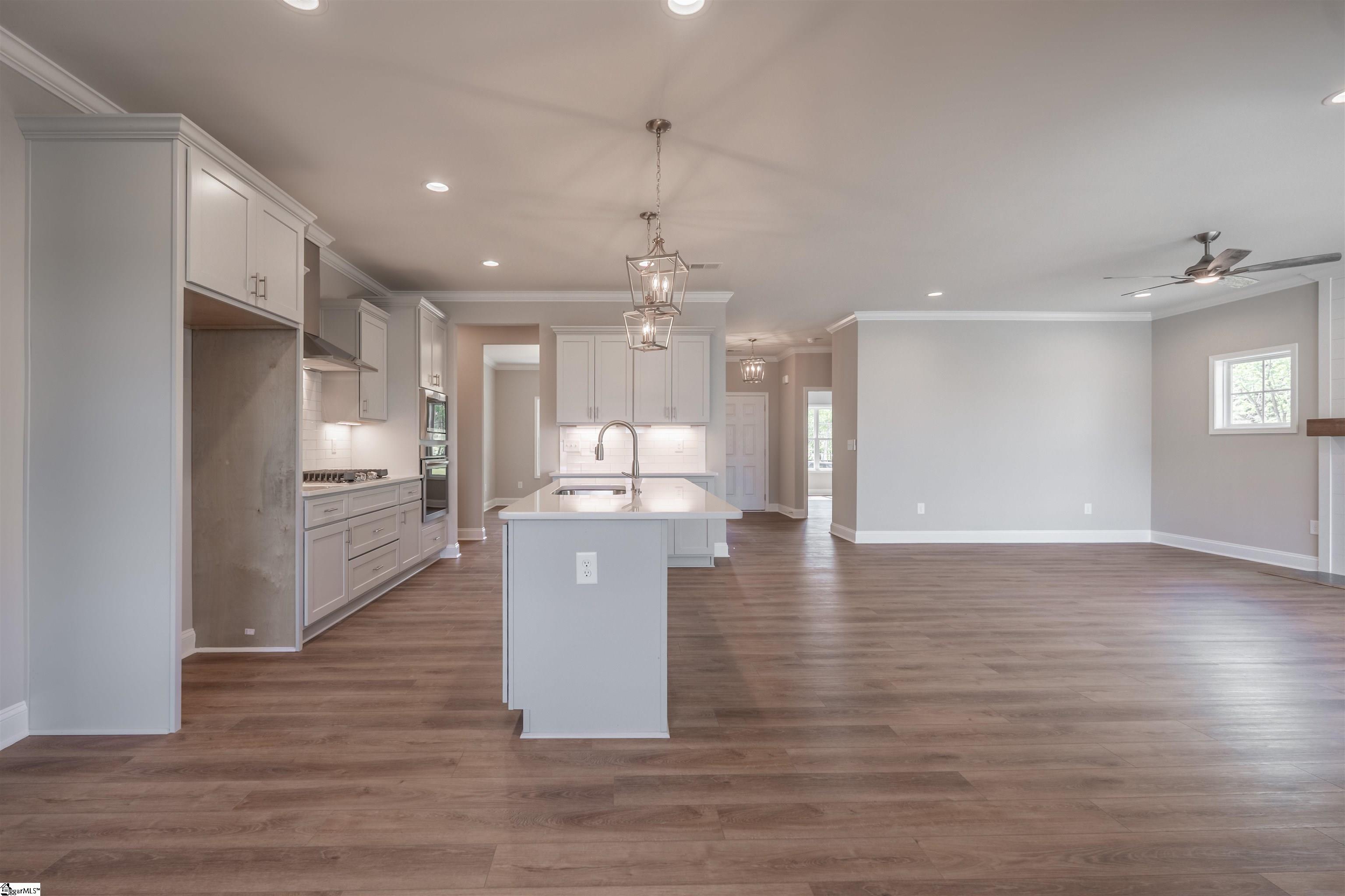 101 Willett Trail Taylors, SC 29687