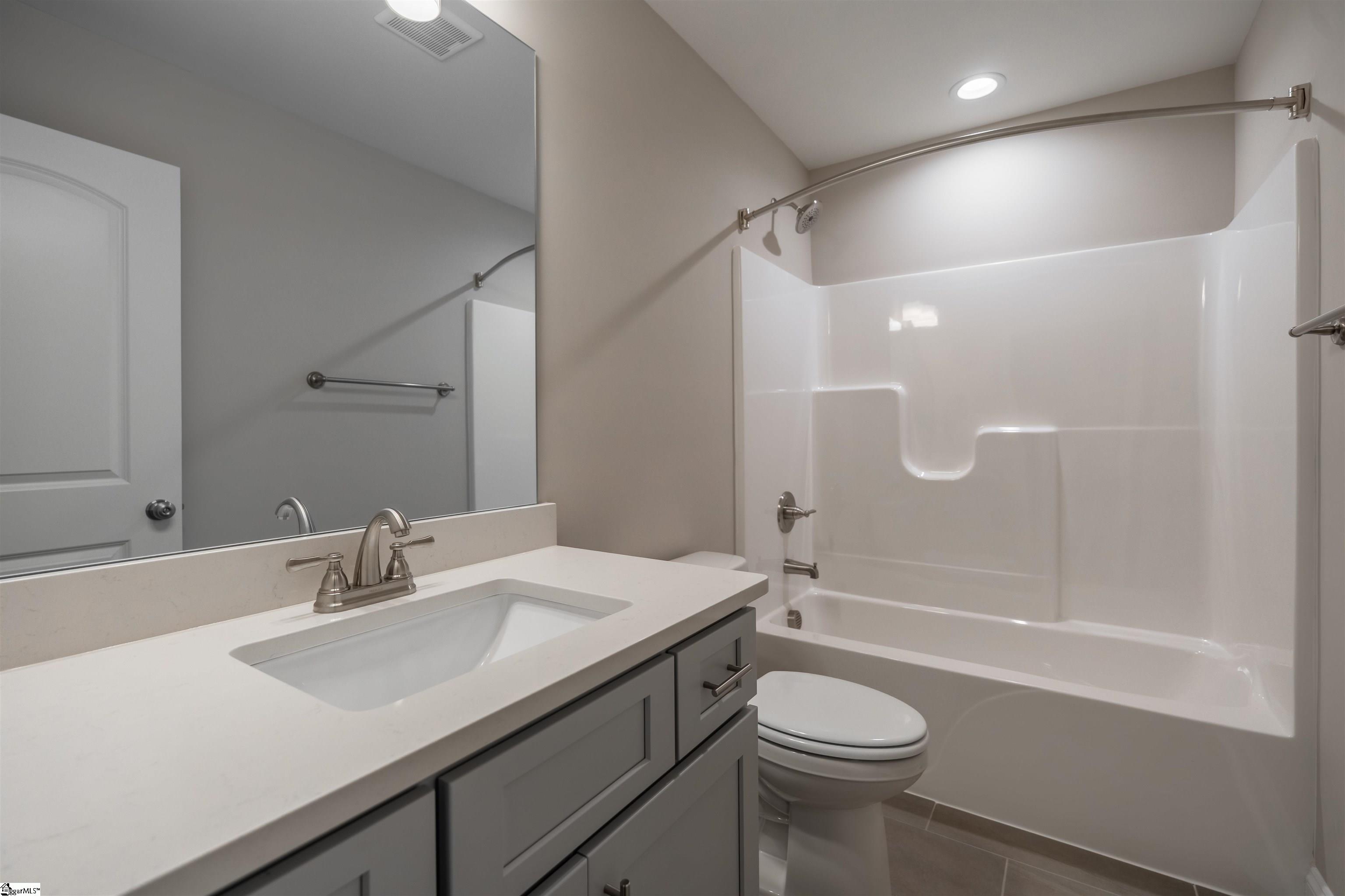 101 Willett Trail Taylors, SC 29687