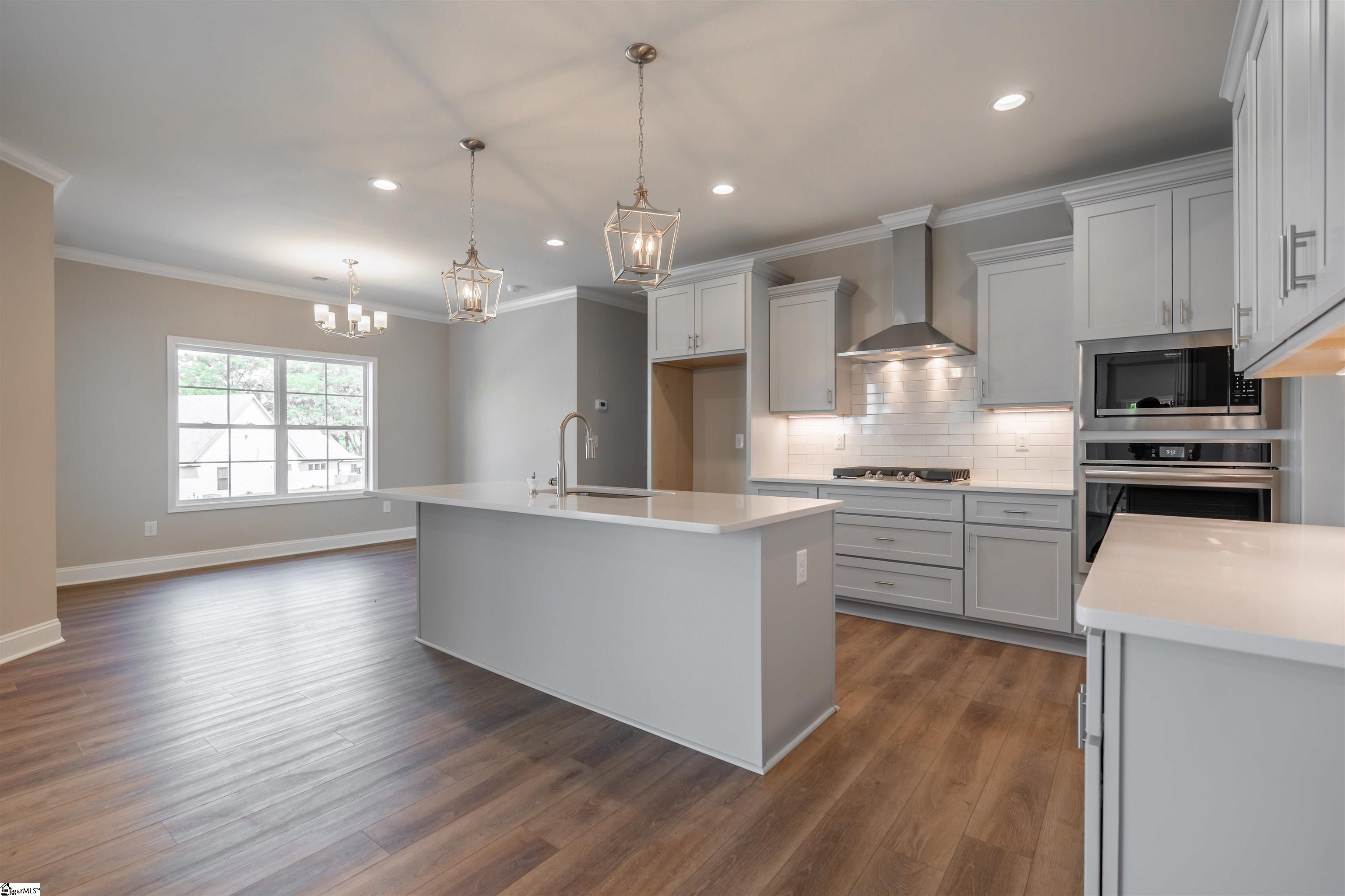 101 Willett Trail Taylors, SC 29687