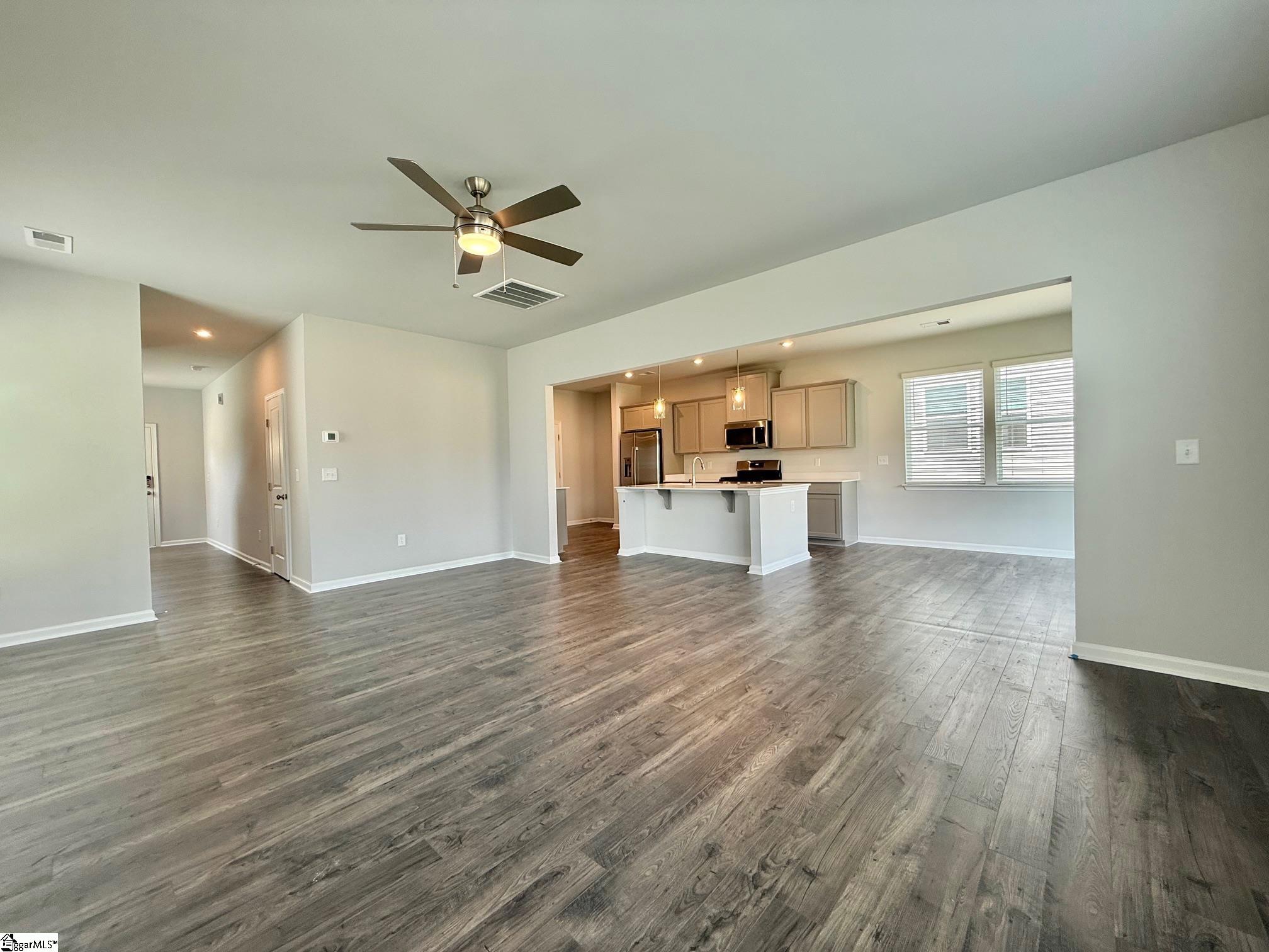 1812 Berkshire Lane Spartanburg, SC 29303