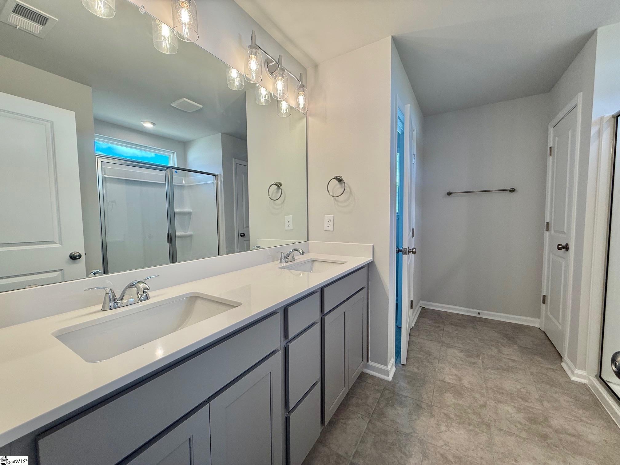 1812 Berkshire Lane Spartanburg, SC 29303
