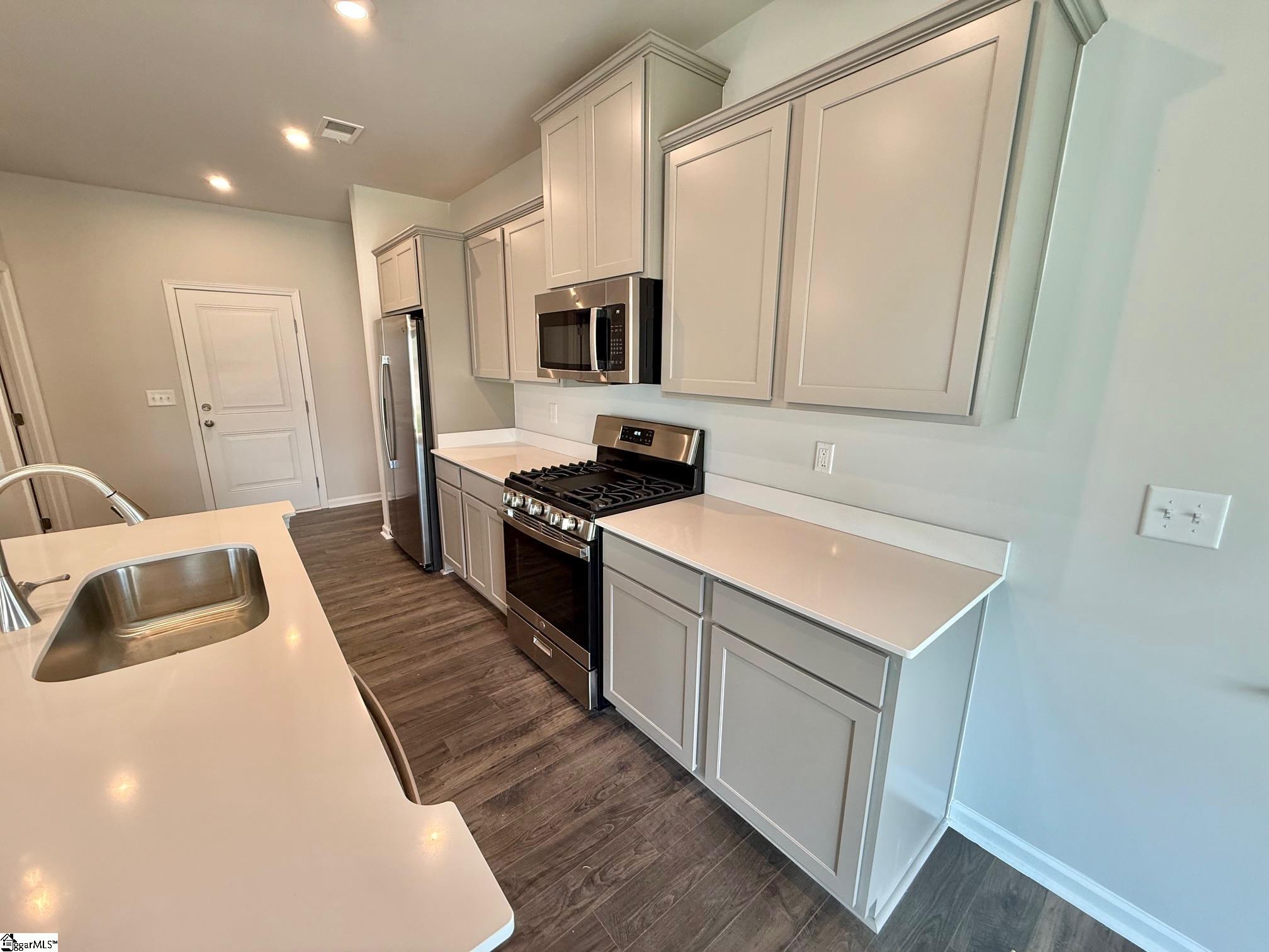 1812 Berkshire Lane Spartanburg, SC 29303