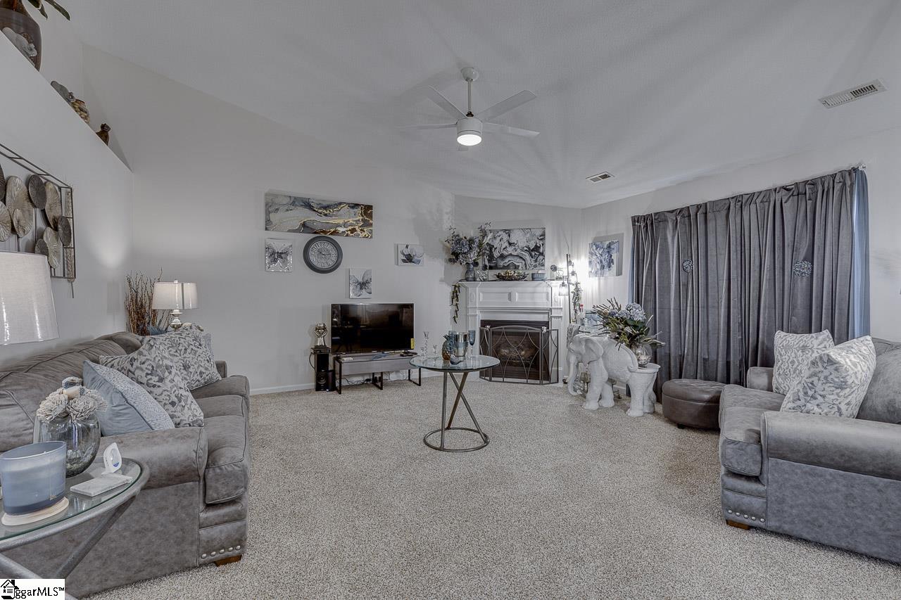 3 Heatherfield Drive Simpsonville, SC 29680