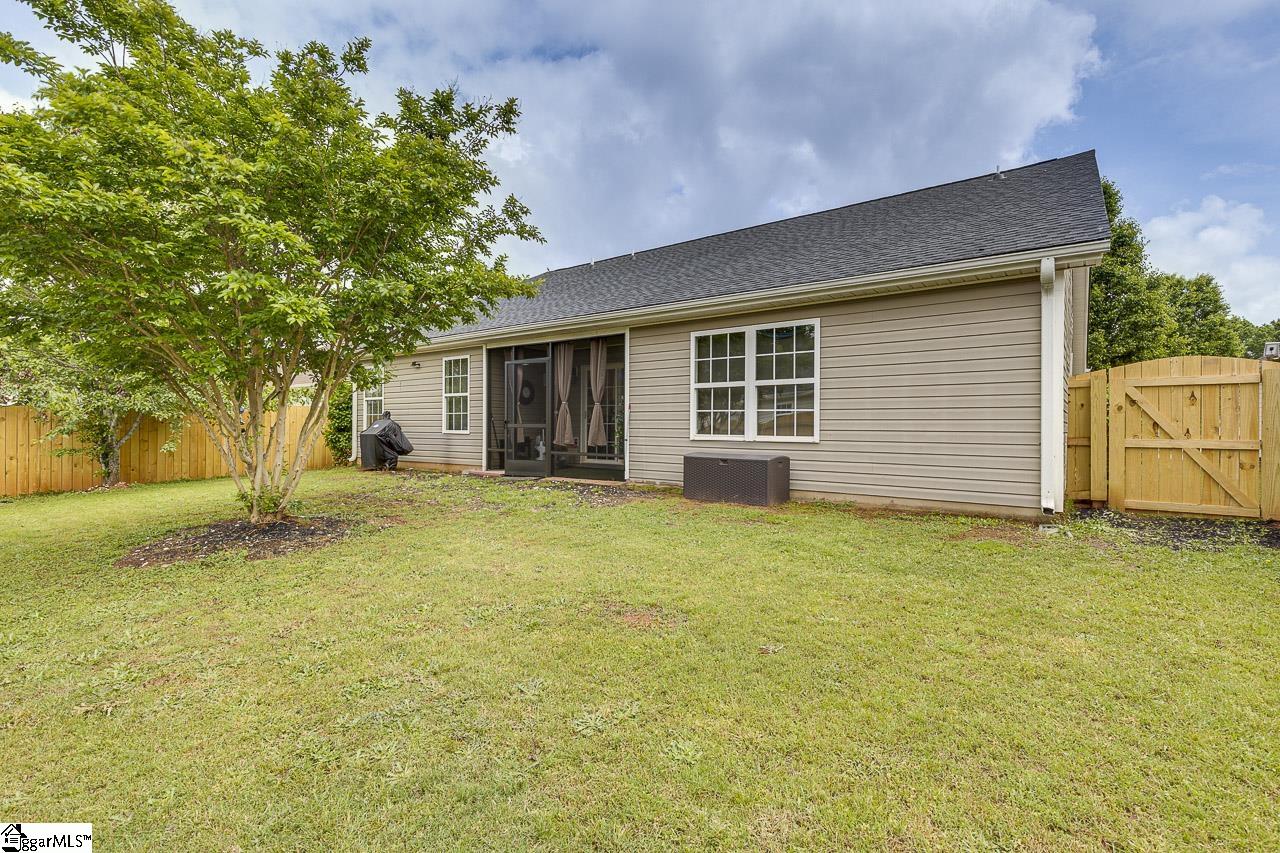 3 Heatherfield Drive Simpsonville, SC 29680