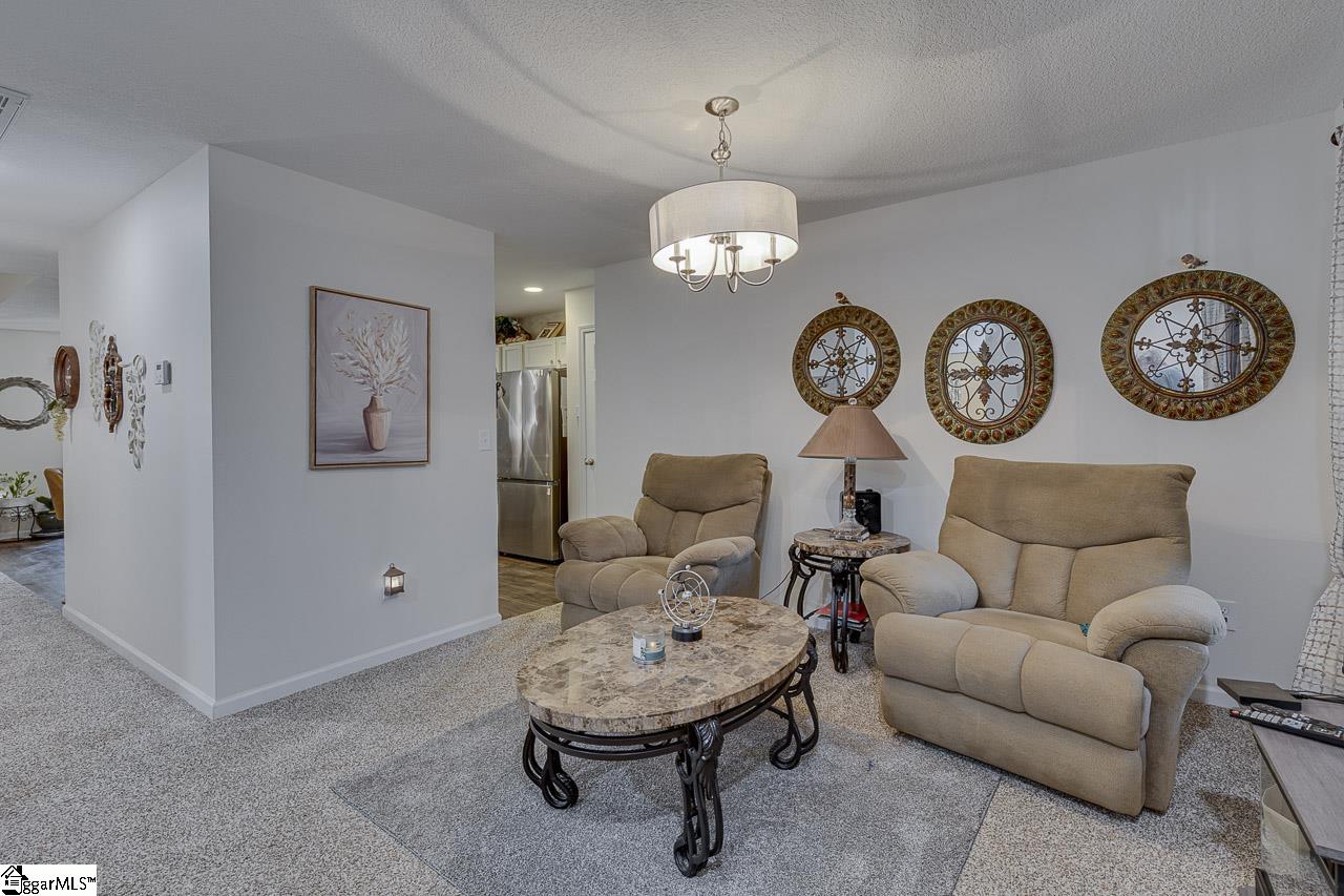 3 Heatherfield Drive Simpsonville, SC 29680